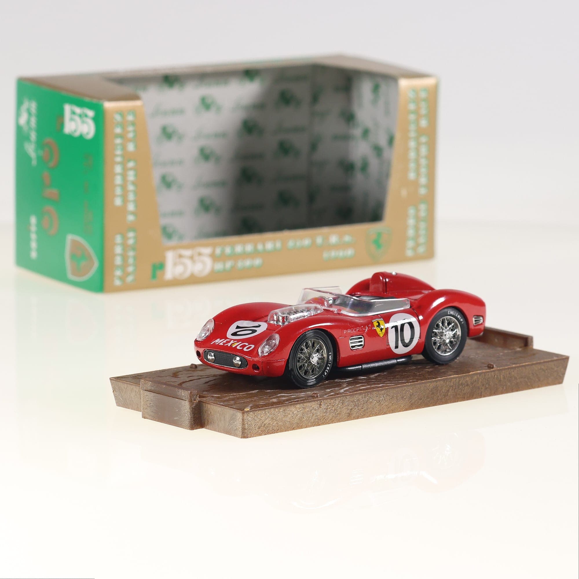 Brumm R155 Ferrari 250 TRS HP 300 1960 #10 P.Rodriguez 1/43 Rouge avec boîte
