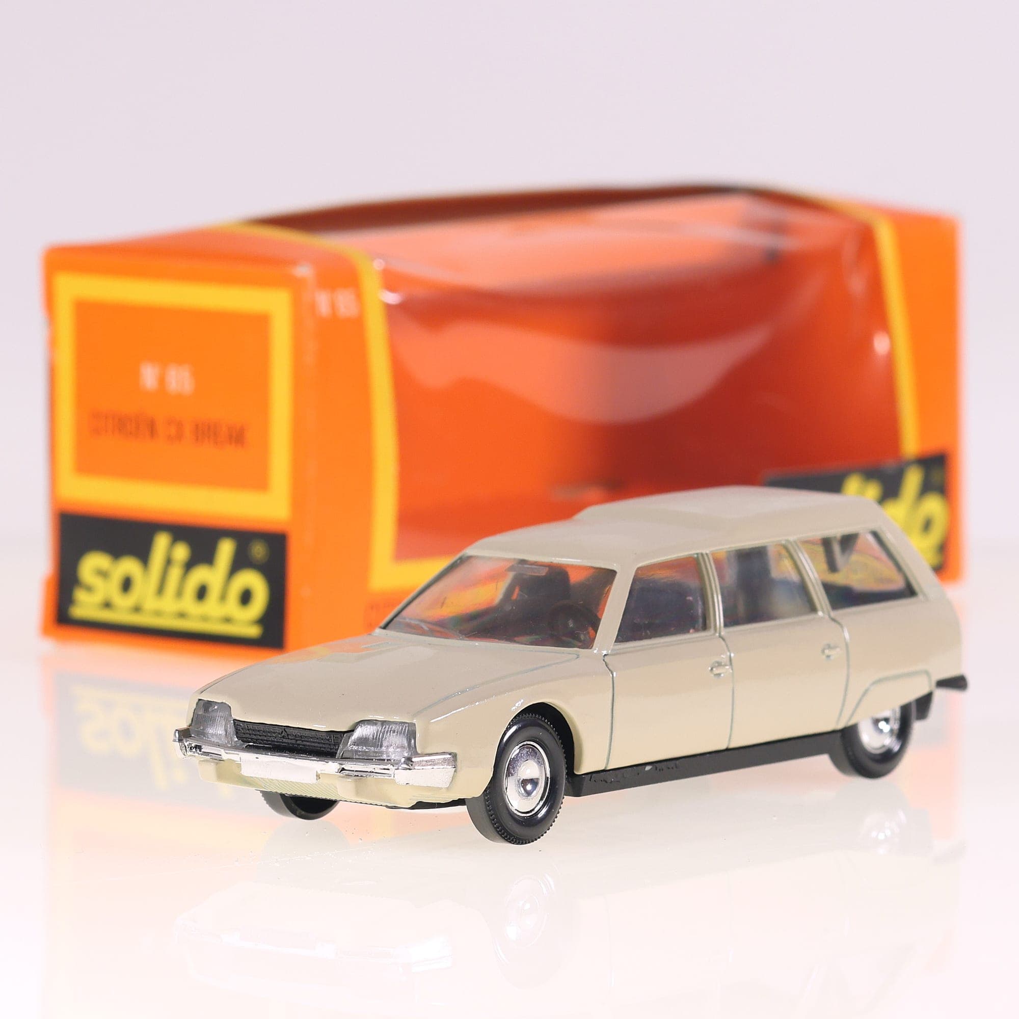 Solido 65 Citroën CX Break 1/43 Beige avec boîte