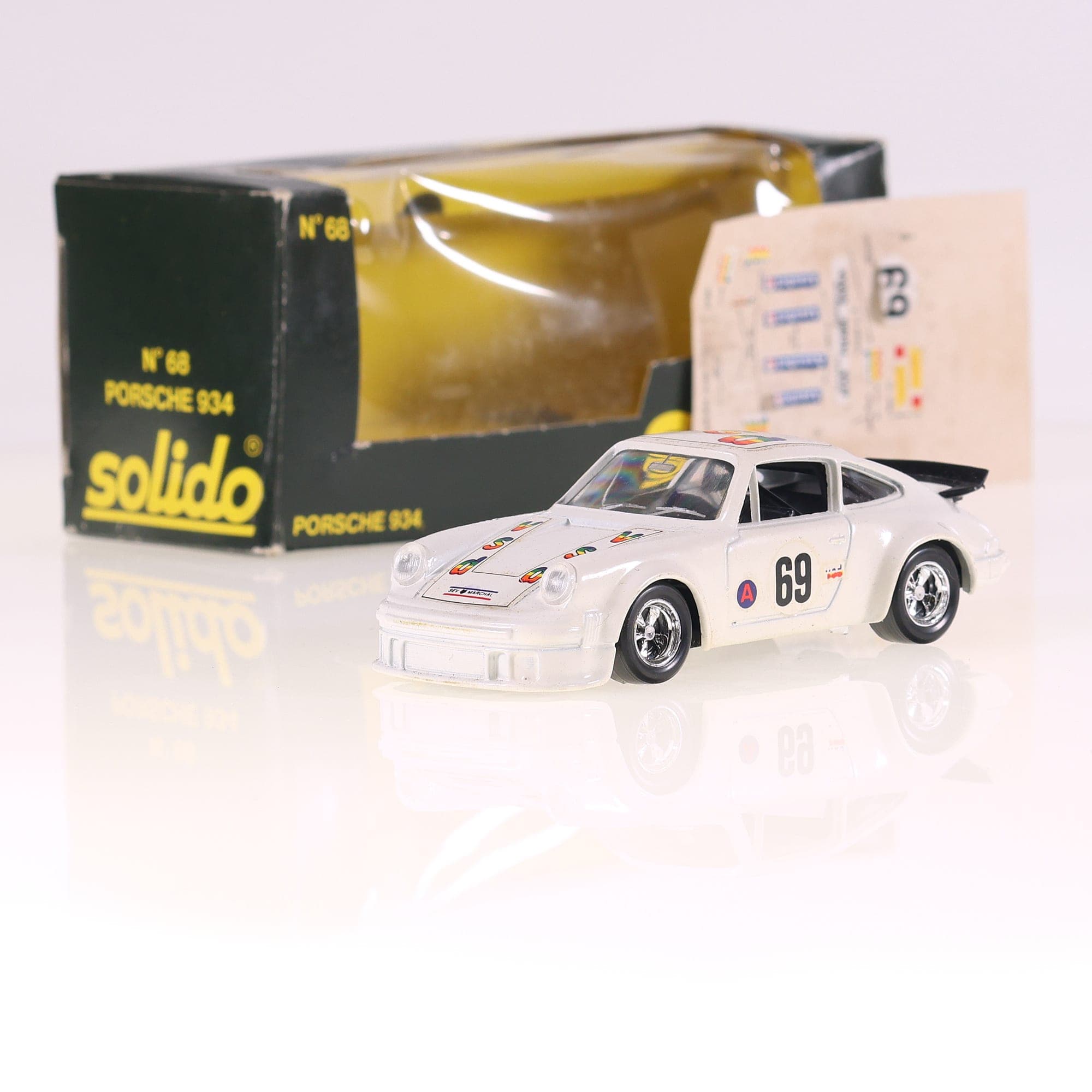 Solido n° 68 Porsche 934 #69 1/43 Avec autocollants — photo 1
