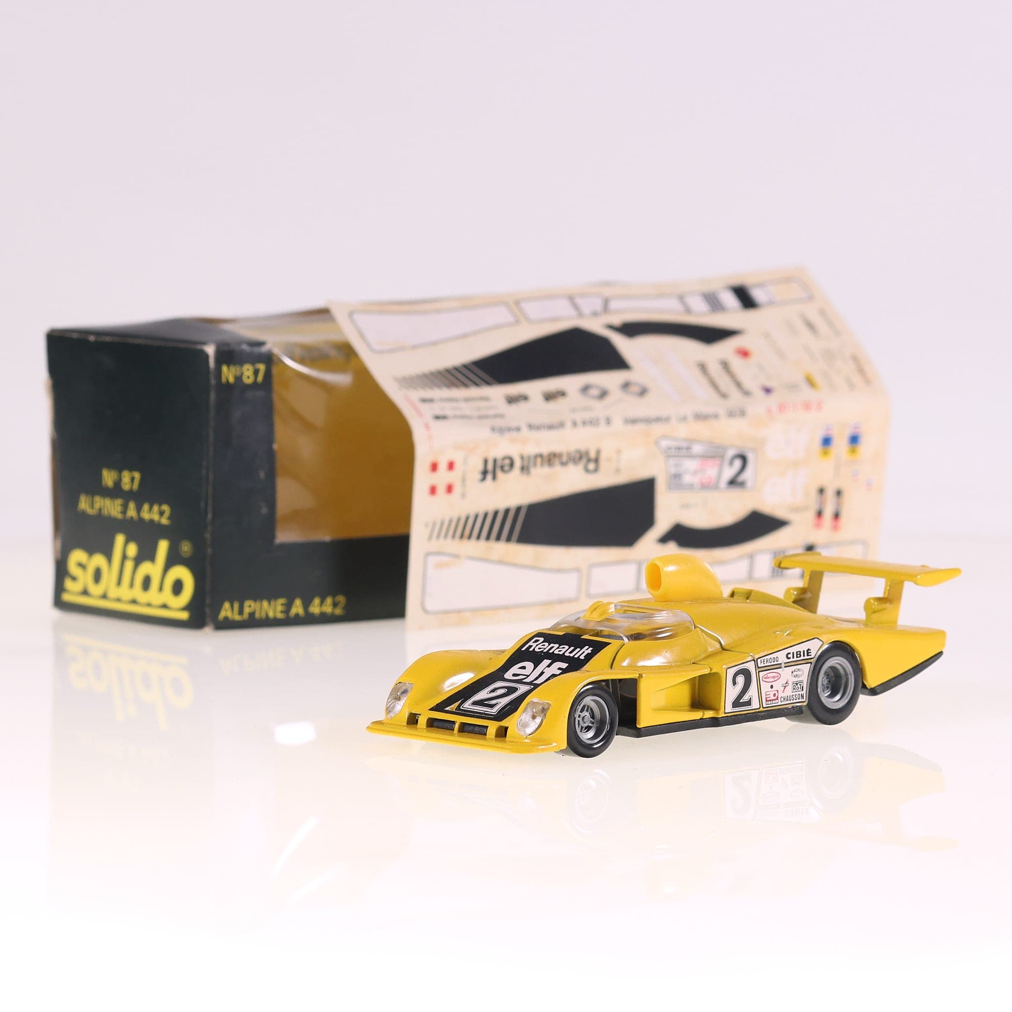 Solido n° 87 Renault Alpine A 442 Le Mans 1978 #2 1/43 Avec autocollants — photo 1