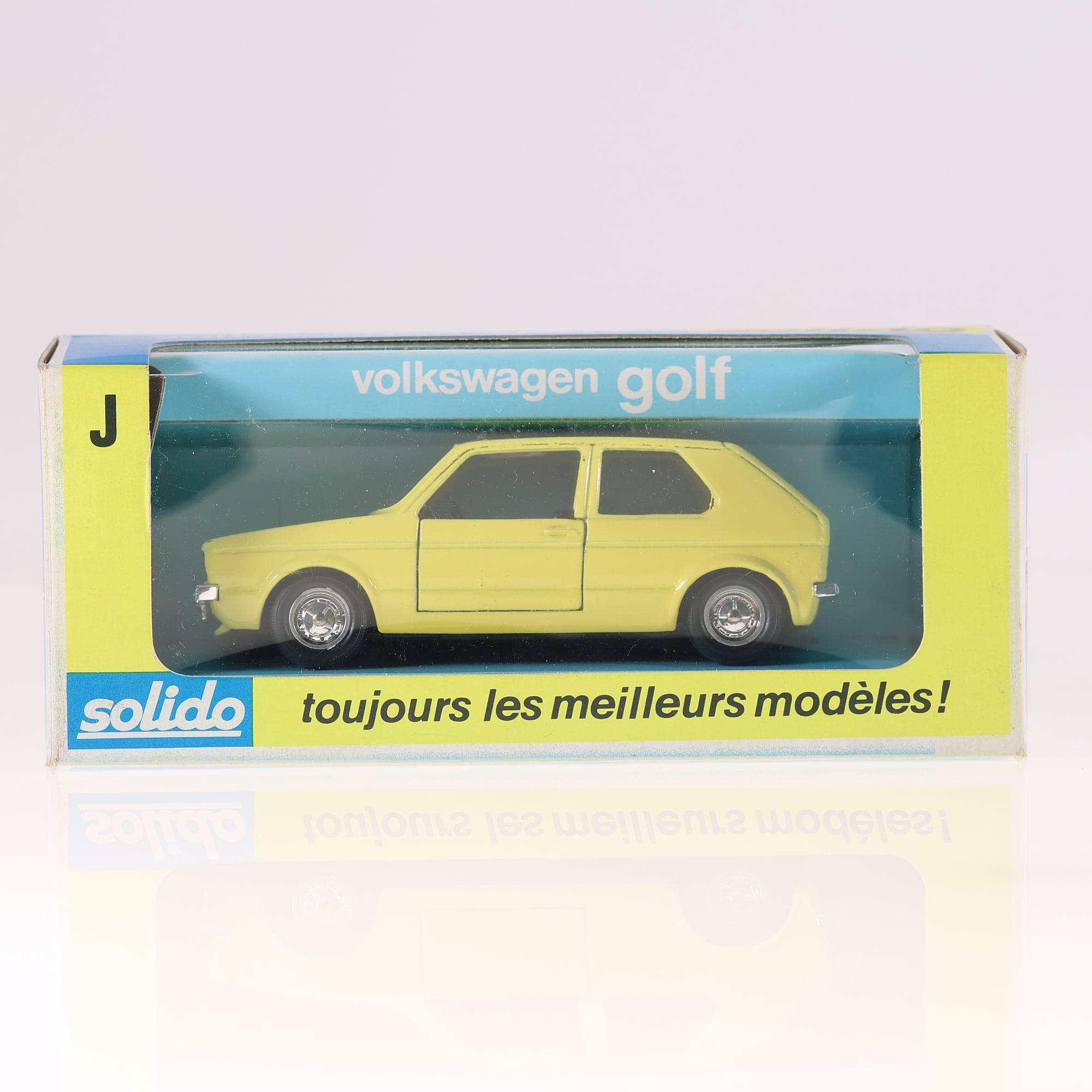 Solido 19 Volkswagen Golf  1/43 Jaune avec boîte — miniature 4