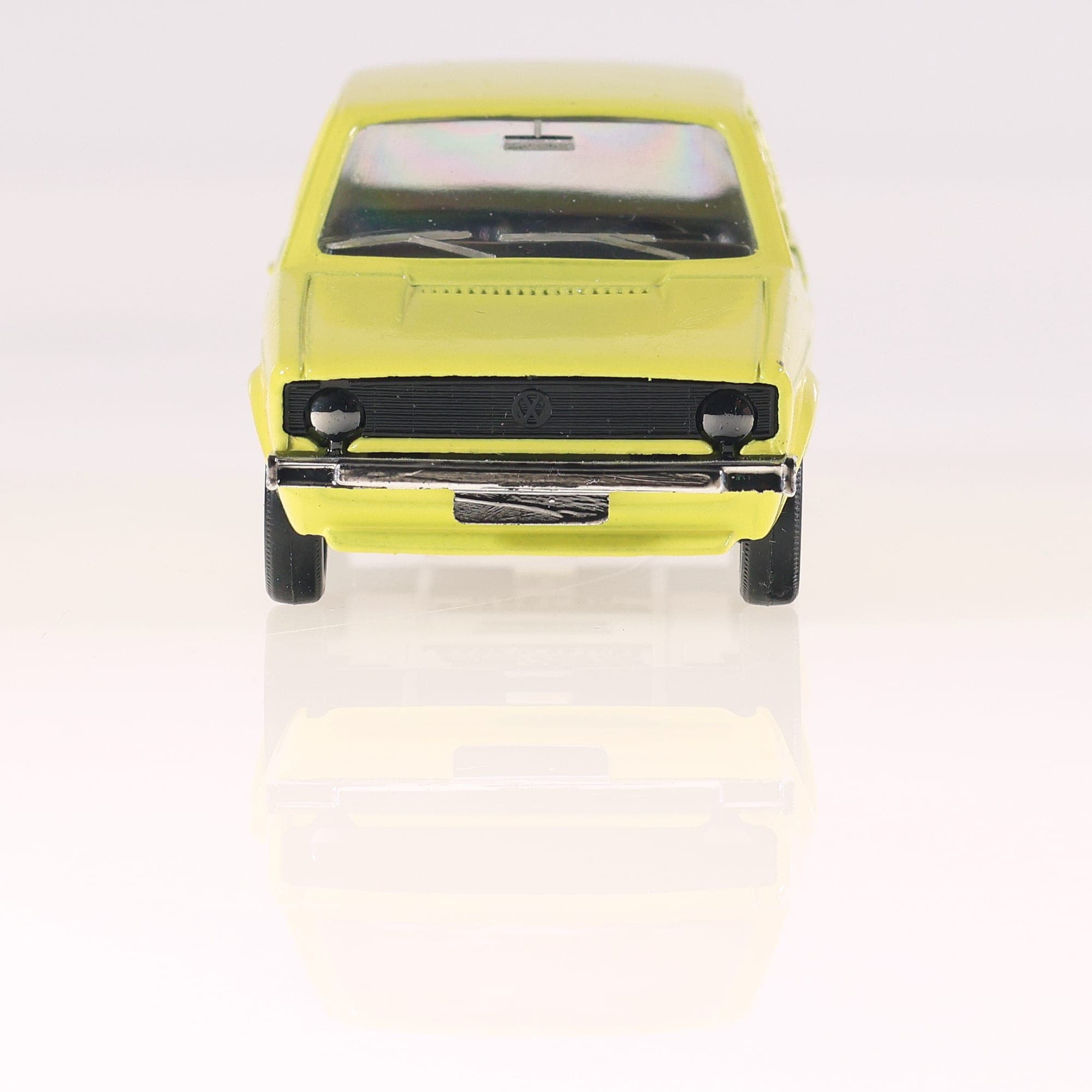 Solido 19 Volkswagen Golf  1/43 Jaune avec boîte — miniature 14