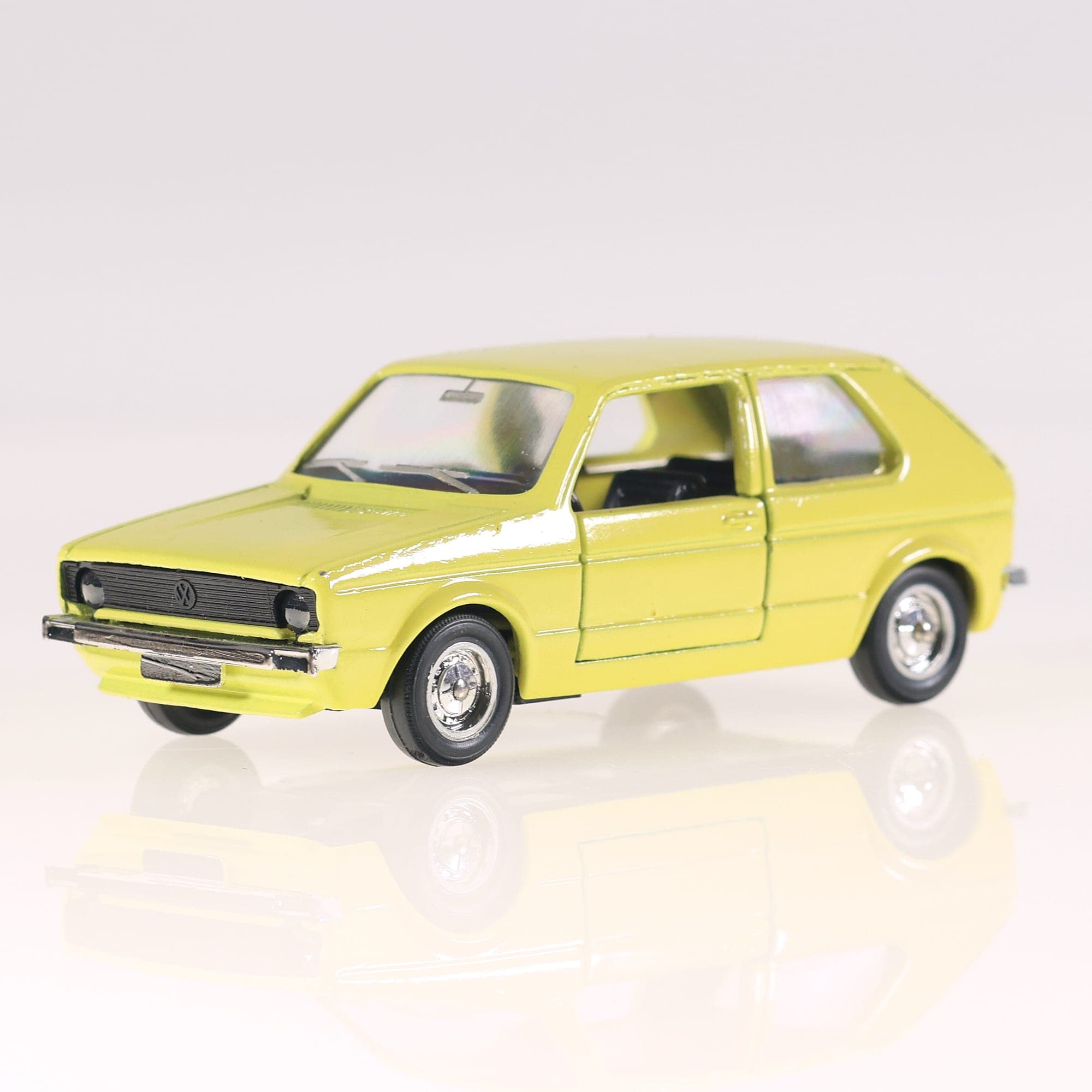 Solido 19 Volkswagen Golf  1/43 Jaune avec boîte — miniature 15