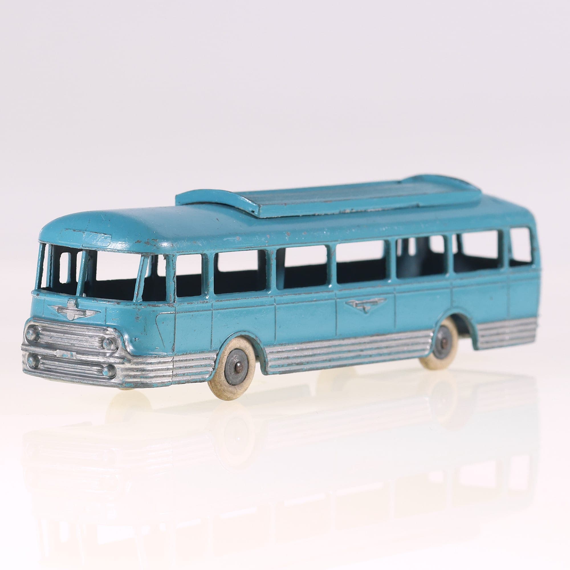 Solido Autocar Chausson 15 cm Bleu état C