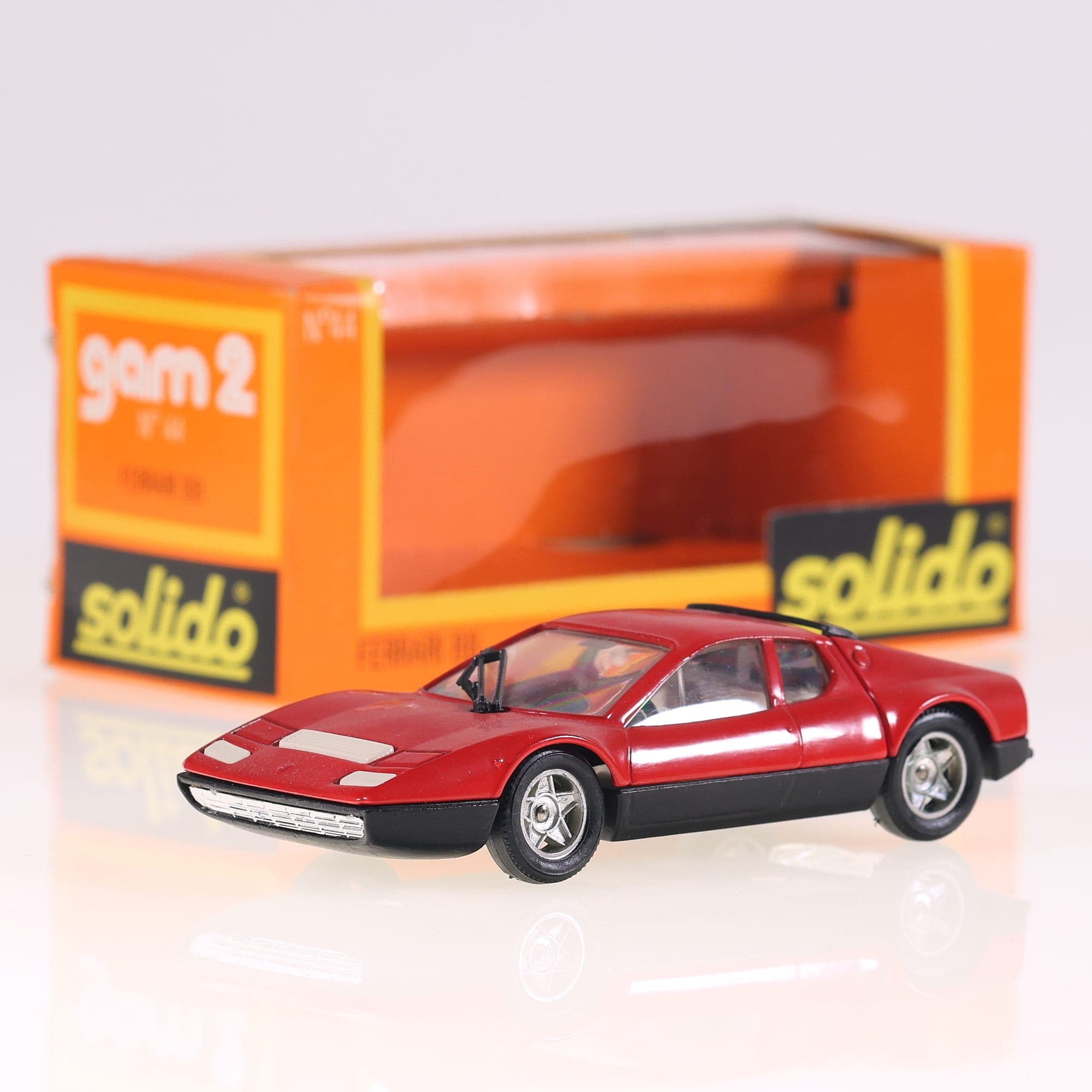 Solido 44 Ferrari Ferrari BB 1/43 Rouge avec boîte — photo 1