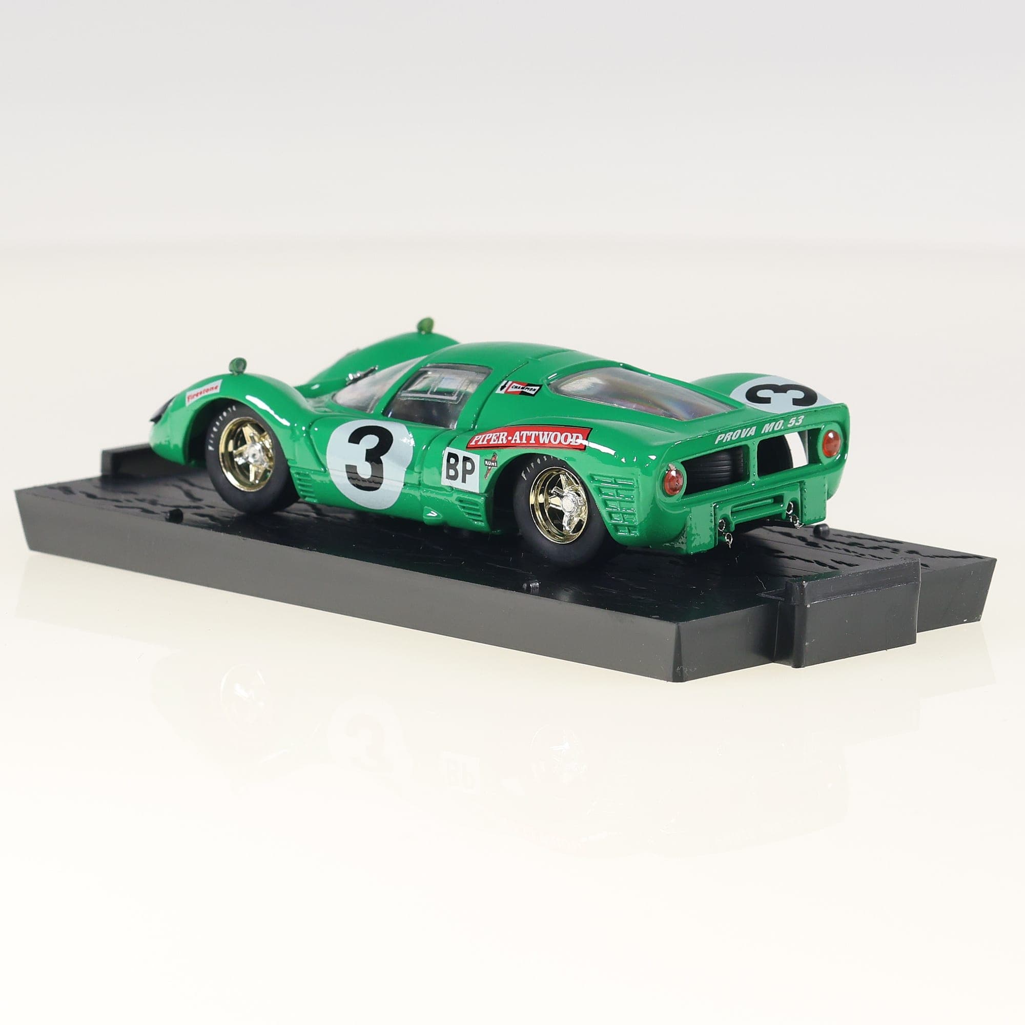Brumm S 013 Ferrari 330 P3 HP 420 1966 #3 1/43 Vert avec boîte — miniature 8