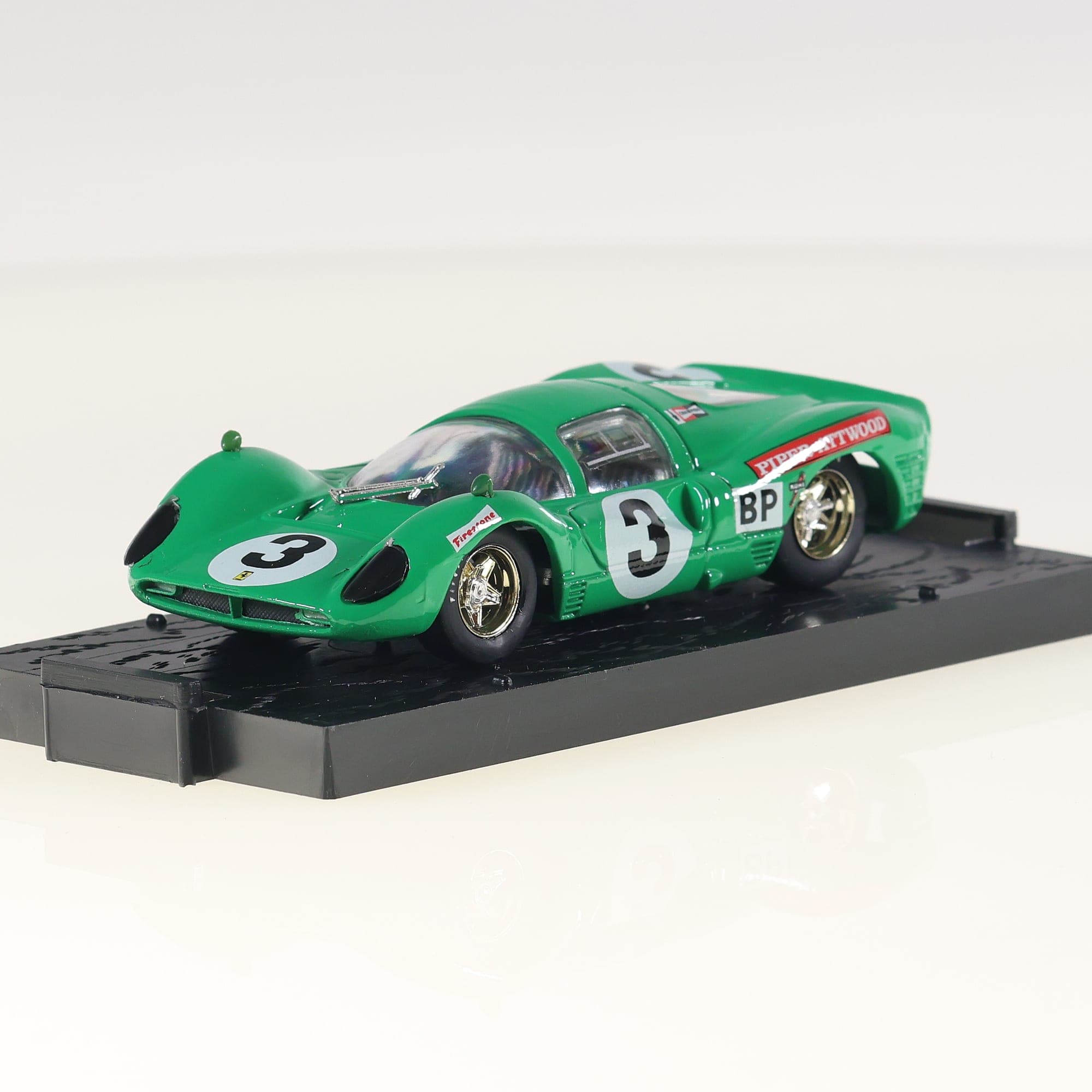 Brumm S 013 Ferrari 330 P3 HP 420 1966 #3 1/43 Vert avec boîte — miniature 14