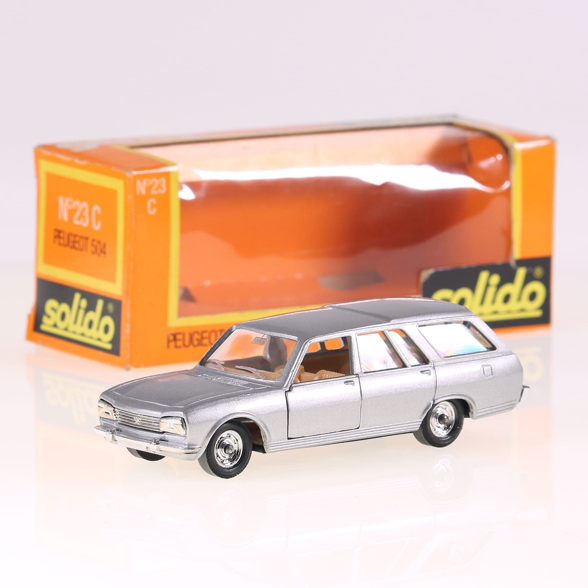 Solido 23C Peugeot 504 Break Civile 1/43 Gris métallisé avec boîte