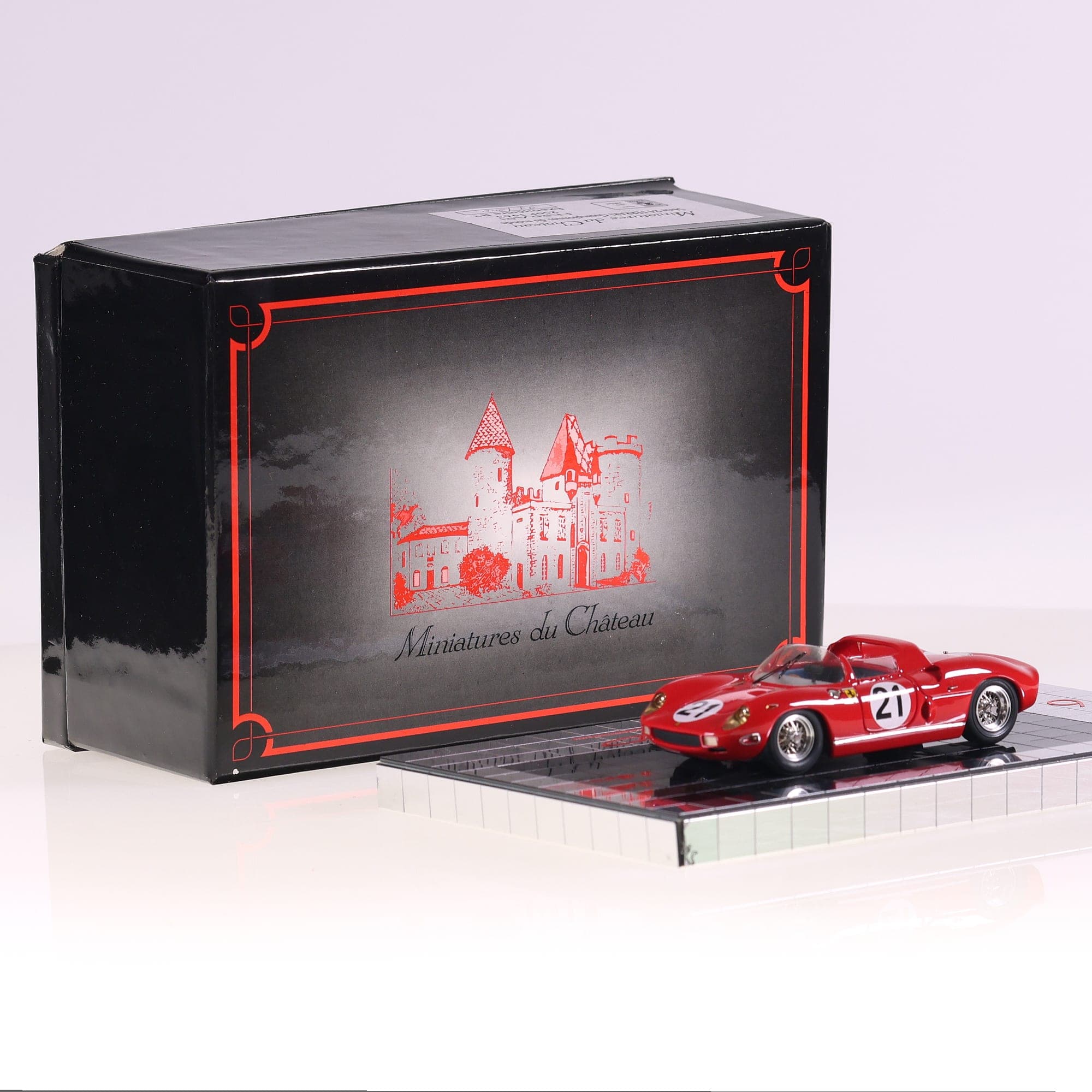 Heco Ferrari 250 P 1963 - Miniatures du Château #21  97/200 — photo 1