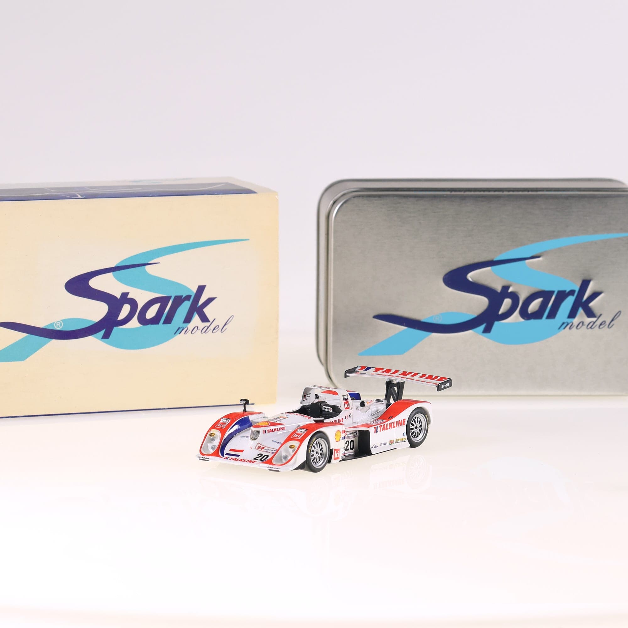 Dome S0218 Spark Lola B2K #20 Talkine le mans 2000 1/43 blanche, rouge et bleue  — photo 1