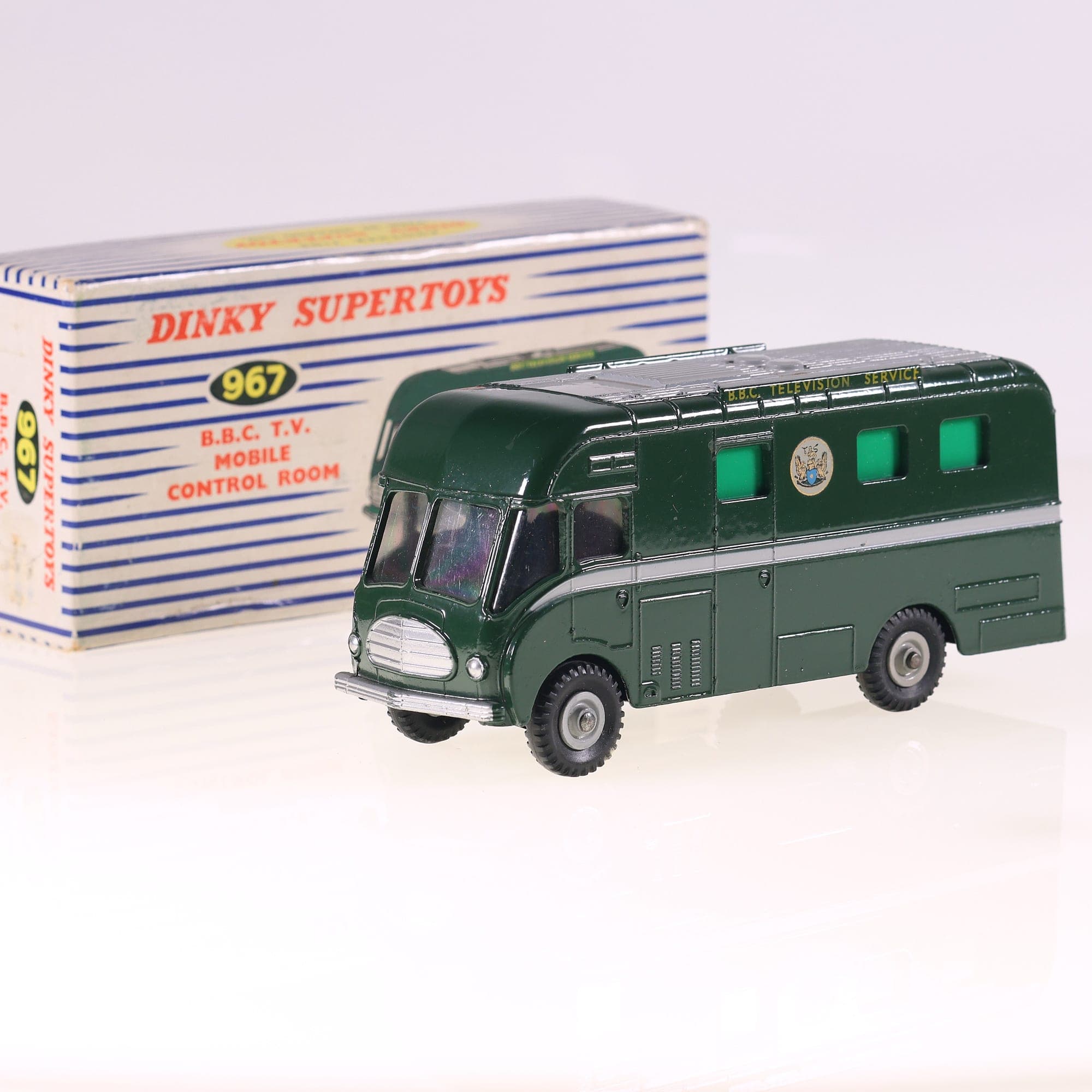 Dinky Toys 967 BBC TV Mobile Control Room 1/43 état A avec boîte — photo 1