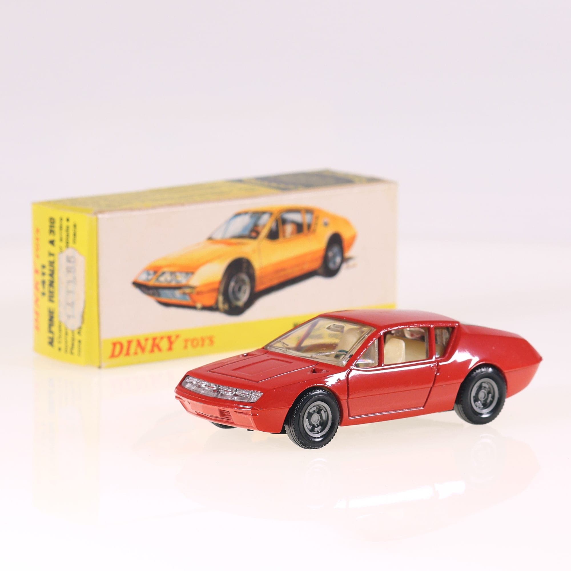 Dinky Toys 1411 Alpine Renault A 310 1/43 Rouge avec boîte
