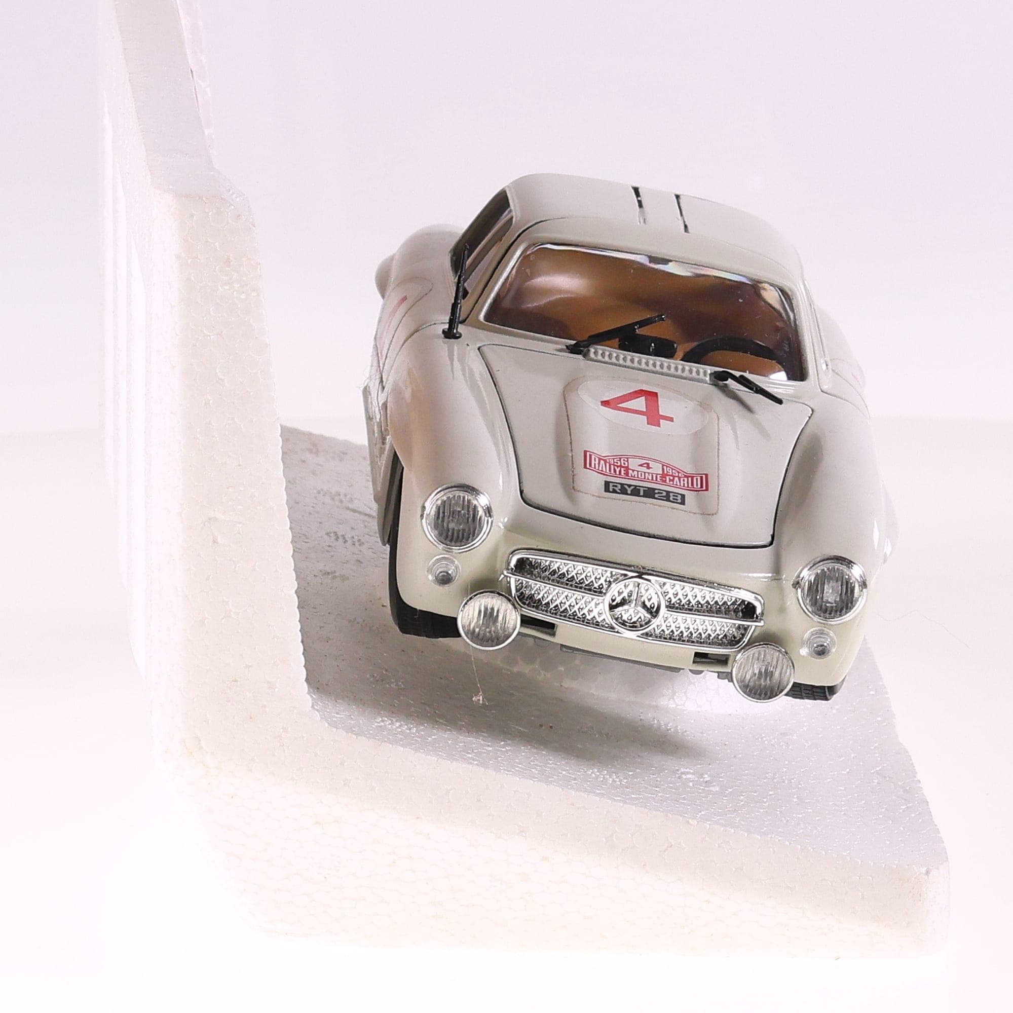 cb.car 113 Mercedes 300 SL 54 rally montecarlo #4 1/24 Blanc avec boîte — miniature 8