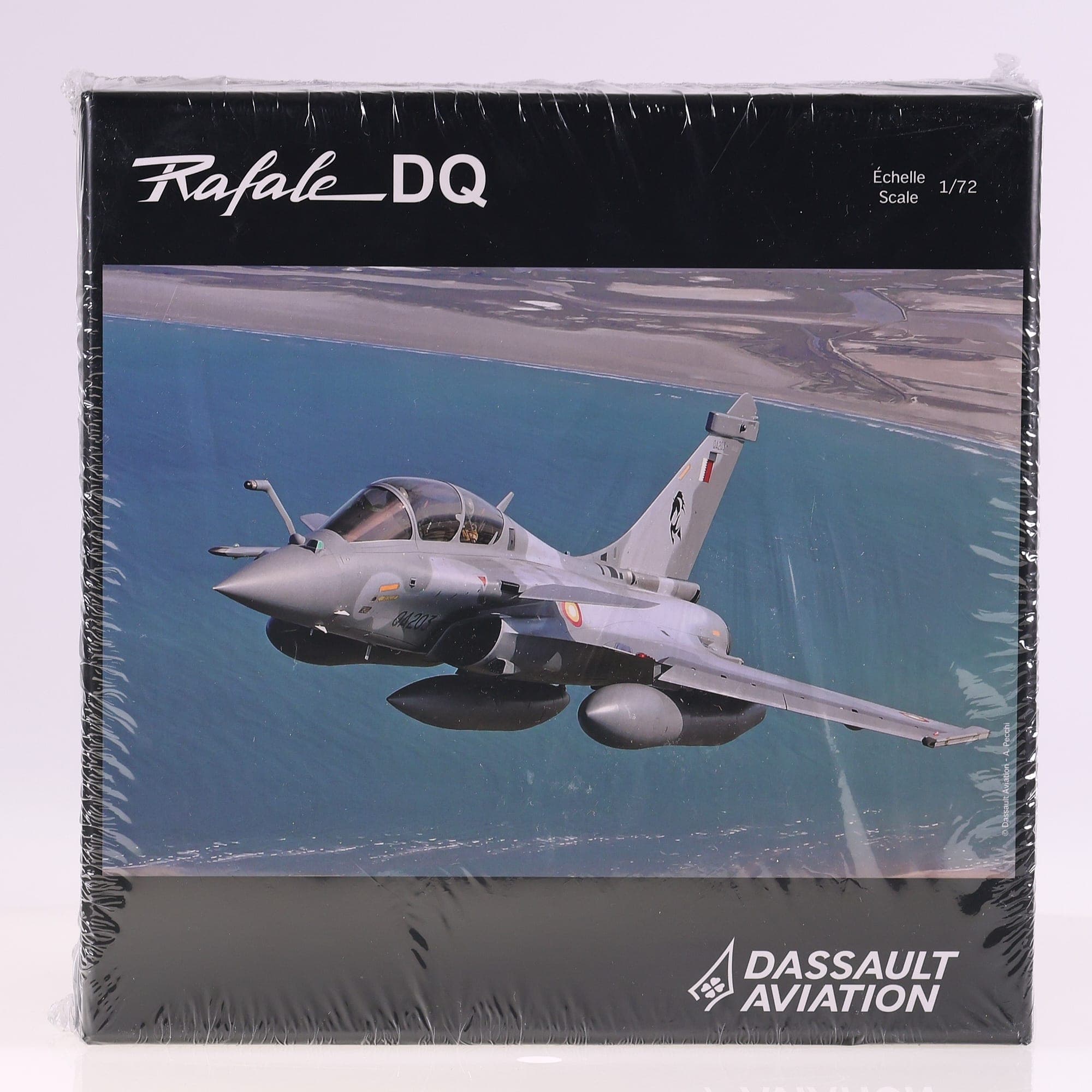 Dassault aviation DQ quatar with decals sous blister 1/72 Noir neuf avec boîte