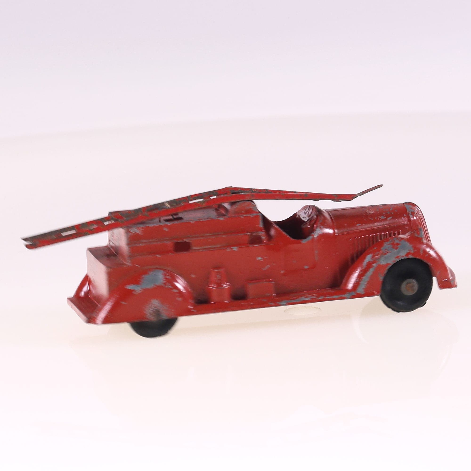 TOBY TOYS 863 camion pompier torpedo avec échelle 11,5 cm Rouge Grade C sans boî — miniature 6