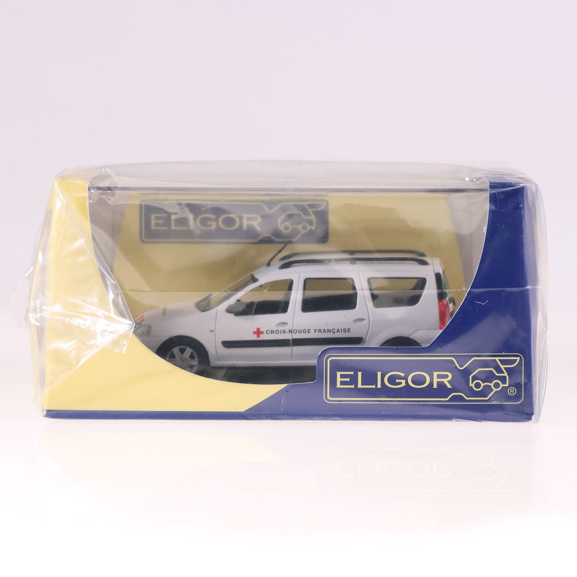 Eligor Dacia Logan MCV Croix Rouge Française  1/43 Neuf — photo 1