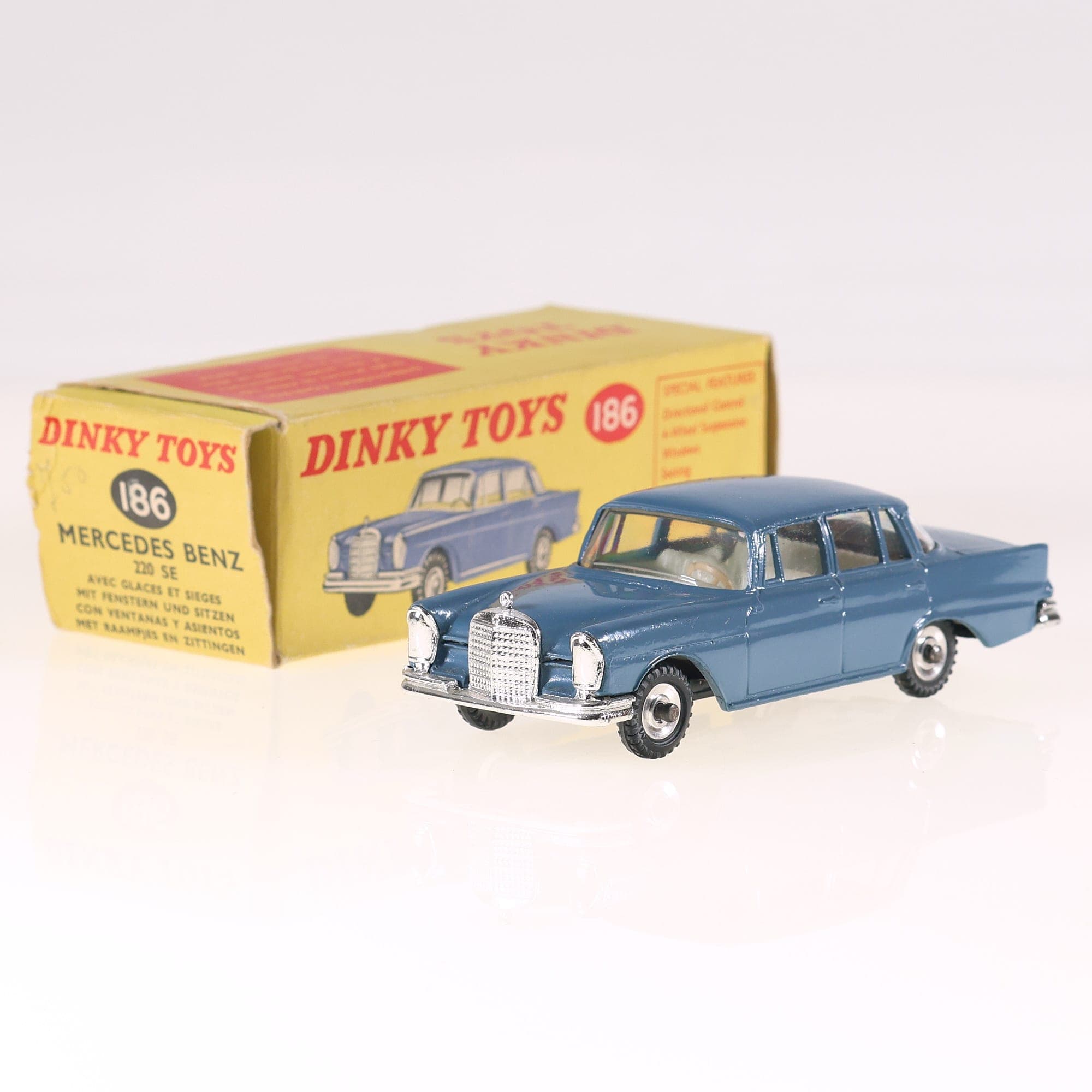 Dinky Toys GB n° 186 Mercedes-Benz 220 SE 1/43 Bleu pétrole avec boîte — photo 1