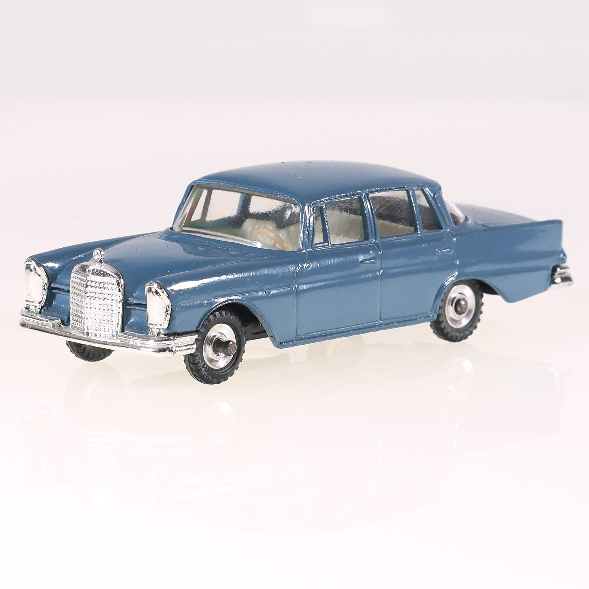 Dinky Toys GB n° 186 Mercedes-Benz 220 SE 1/43 Bleu pétrole avec boîte — miniature 13