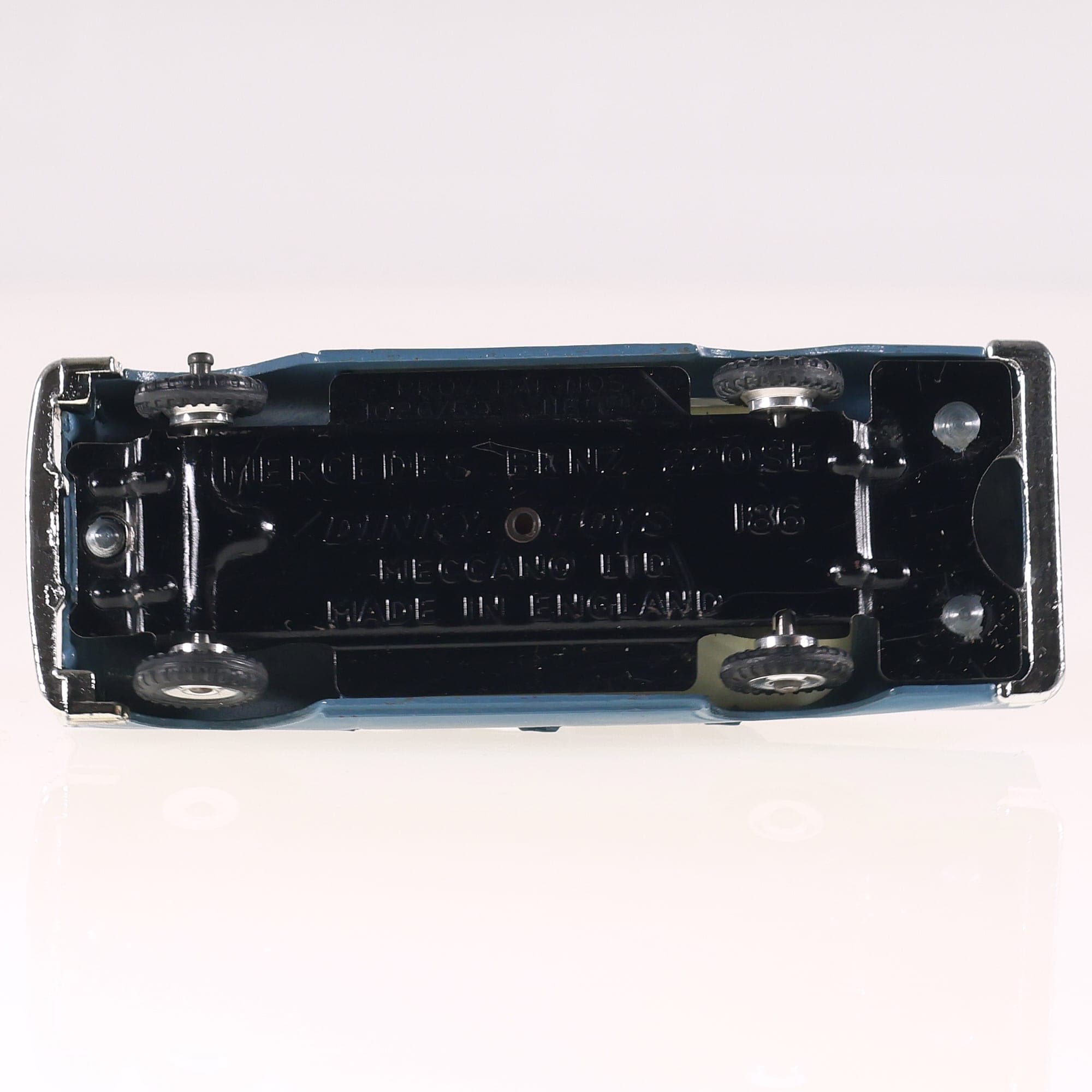 Dinky Toys GB n° 186 Mercedes-Benz 220 SE 1/43 Bleu pétrole avec boîte — miniature 14