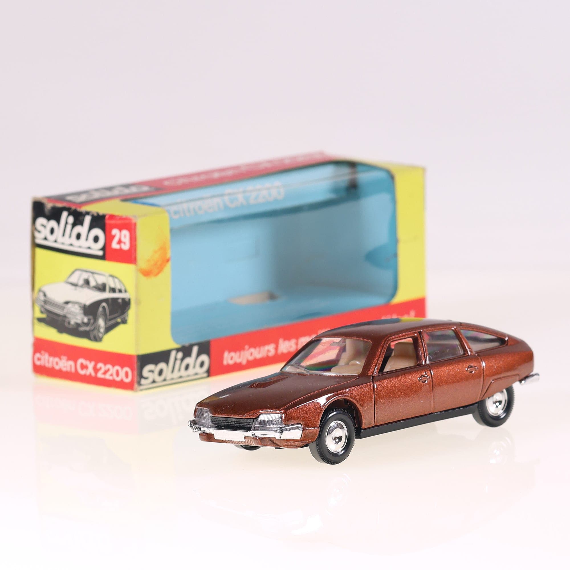 Solido Citroën CX 2200 Ocre avec boîte