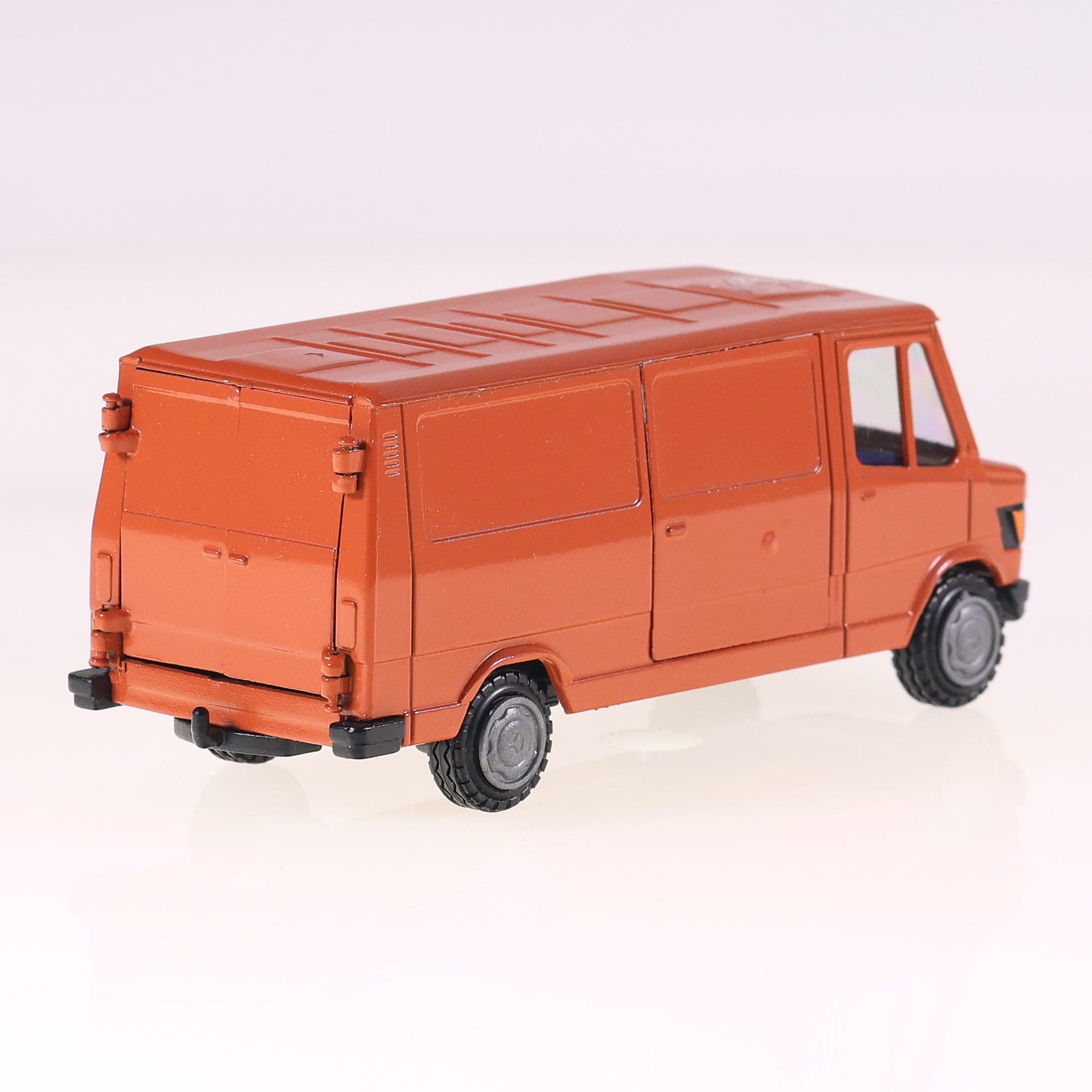 Conrad n°1607 Mercedes-Benz Transporter fourgon 1/50  — miniature 8