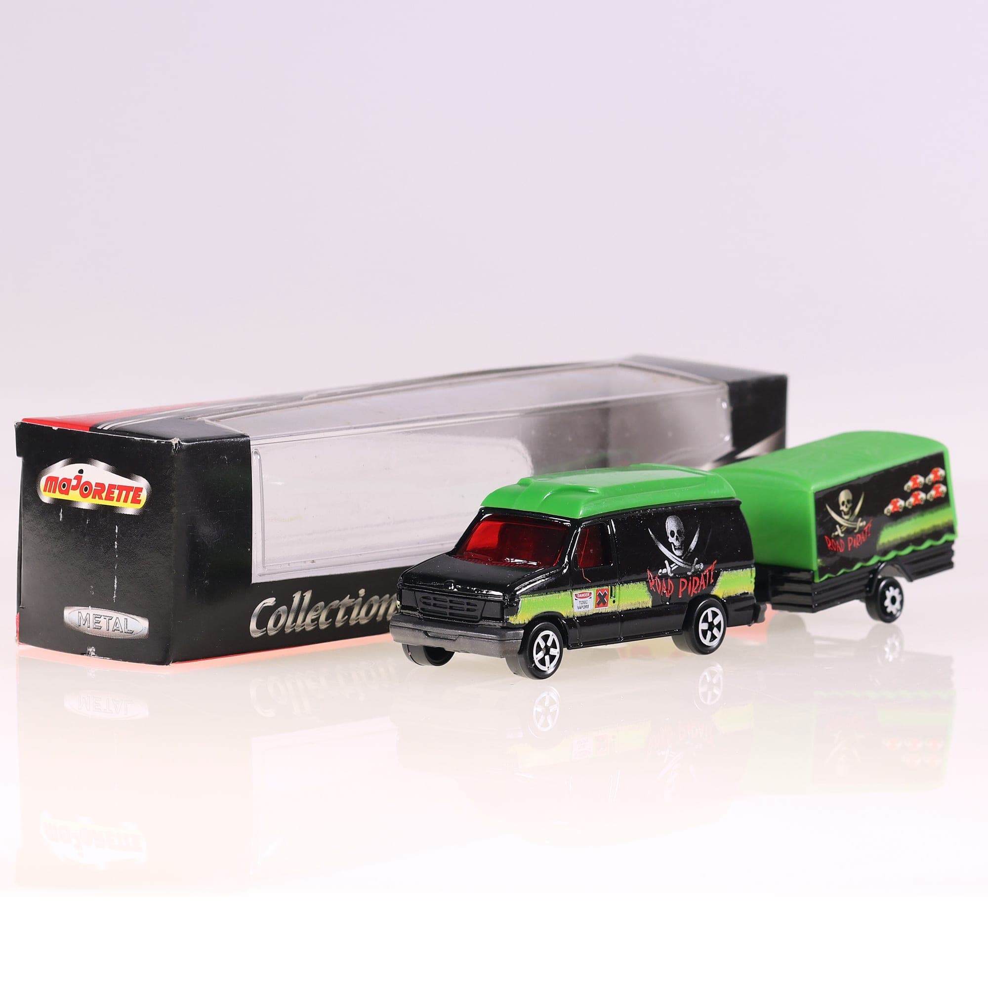 Majorette 270/271 Ford Econoline Road Pirate 1/63 Noir avec boîte — photo 1