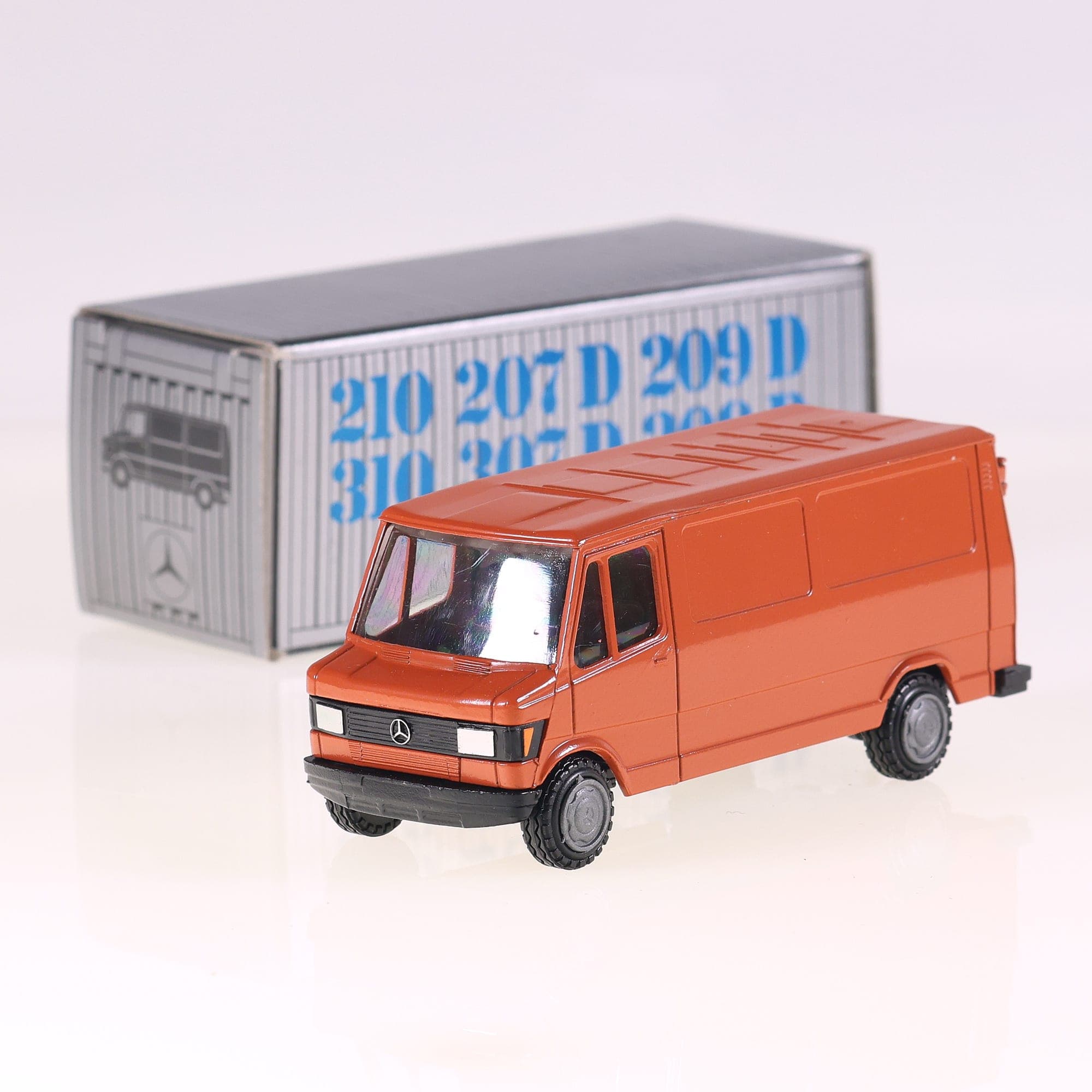 Conrad n°1607 Mercedes-Benz Transporter fourgon 1/50 Orange avec boîte