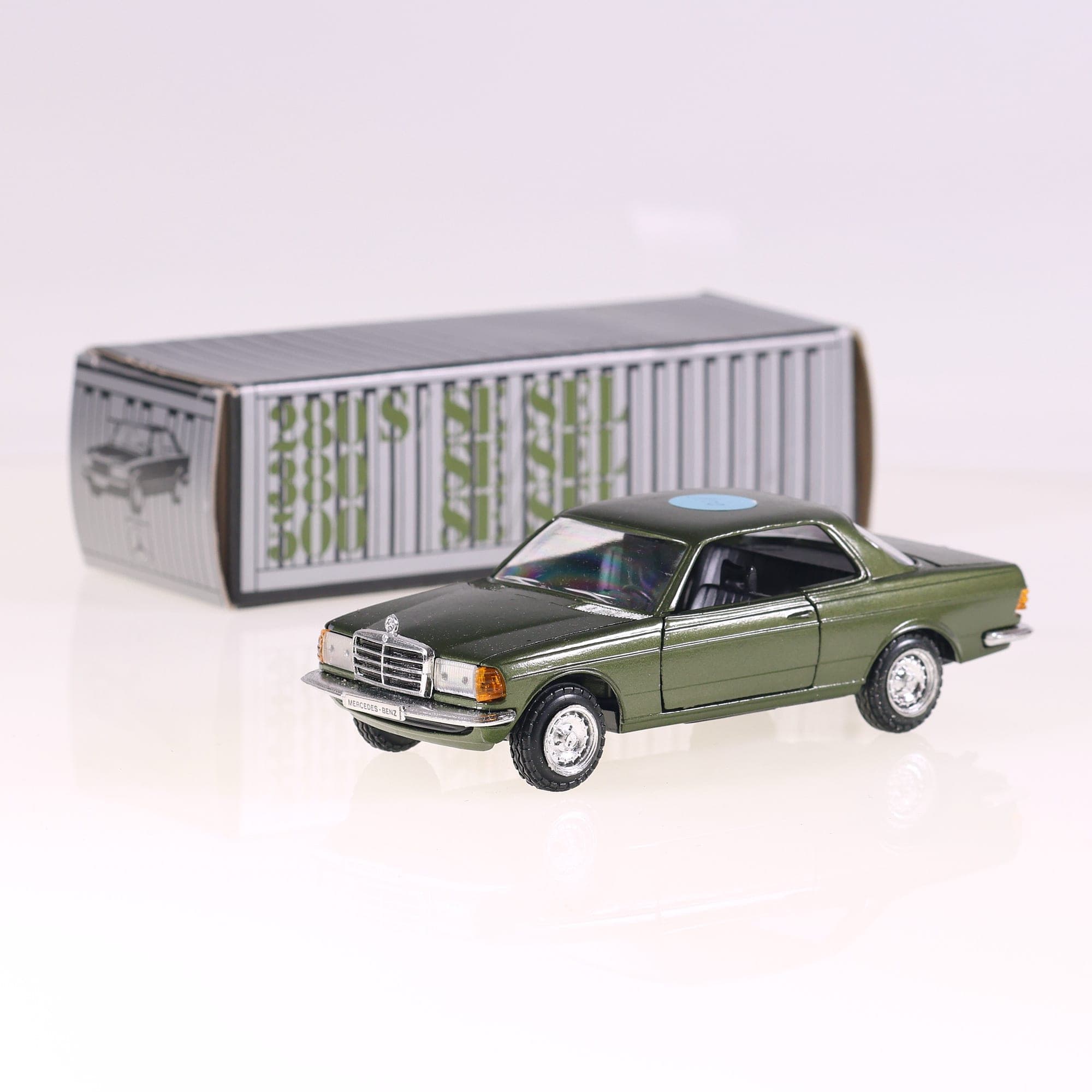 Conrad n°3065 Mercedes-Benz Coupé 230C 280C 280 CE 1/35 vert métallisé 