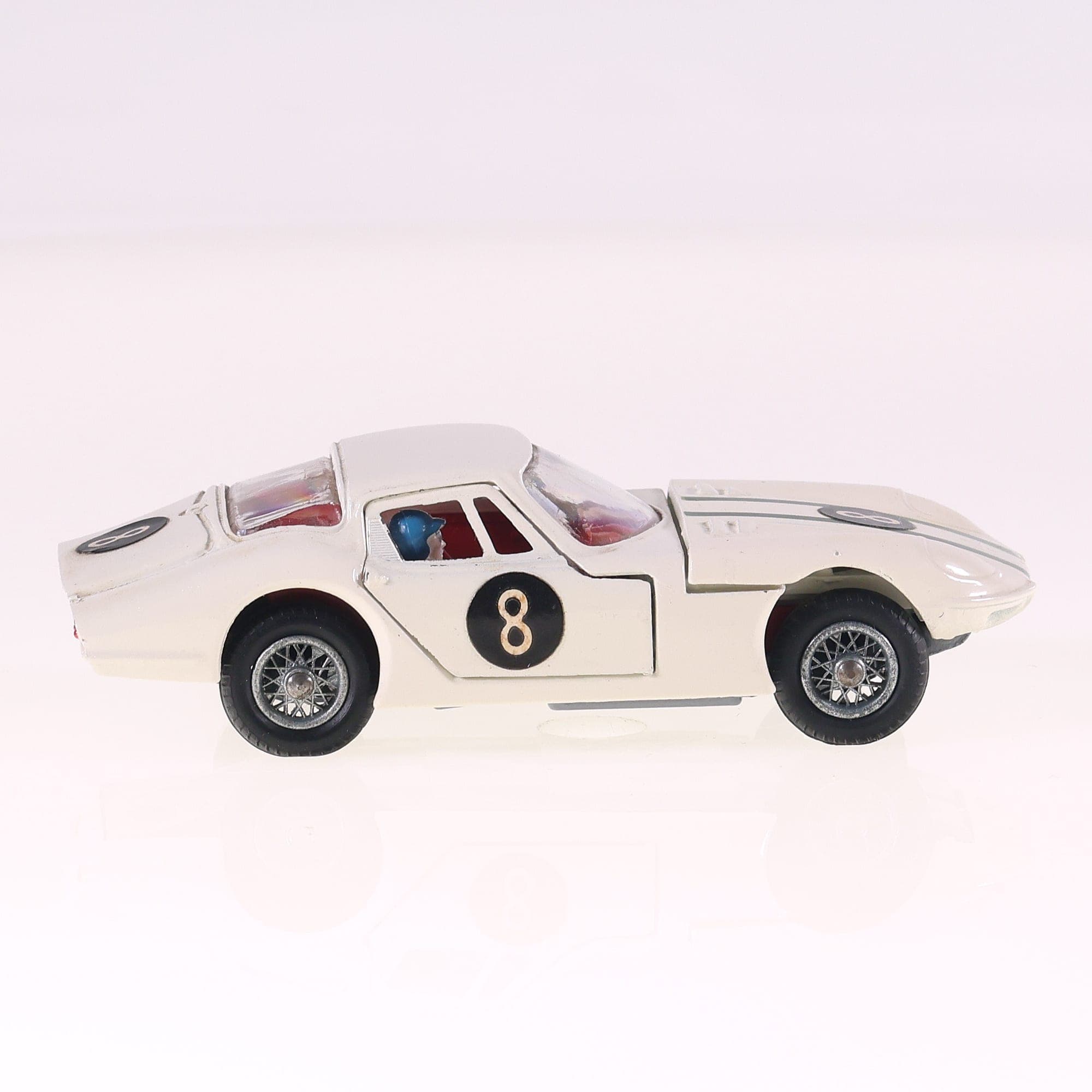 Marcos Volvo 324 Corgi 1800 GT  1/43 Blanc avec boîte — miniature 11