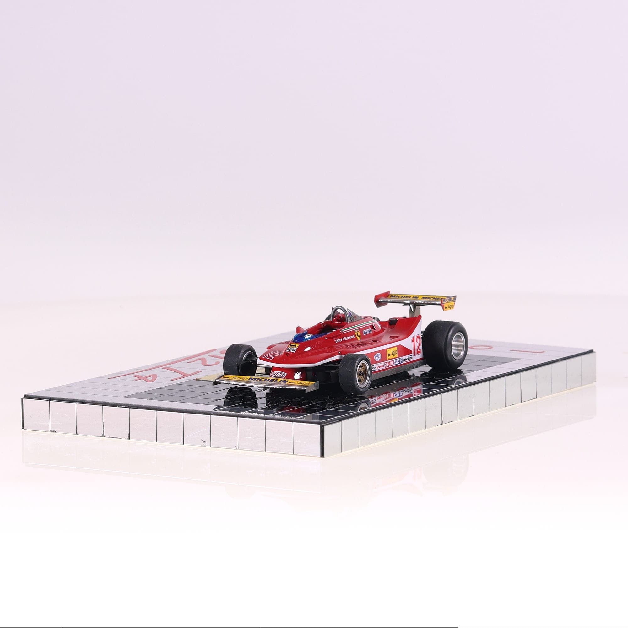 Heco Ferrari 312 T4 - 1979 - Miniatures du Chateau #12 1/43 Rouge avec boîte — miniature 14