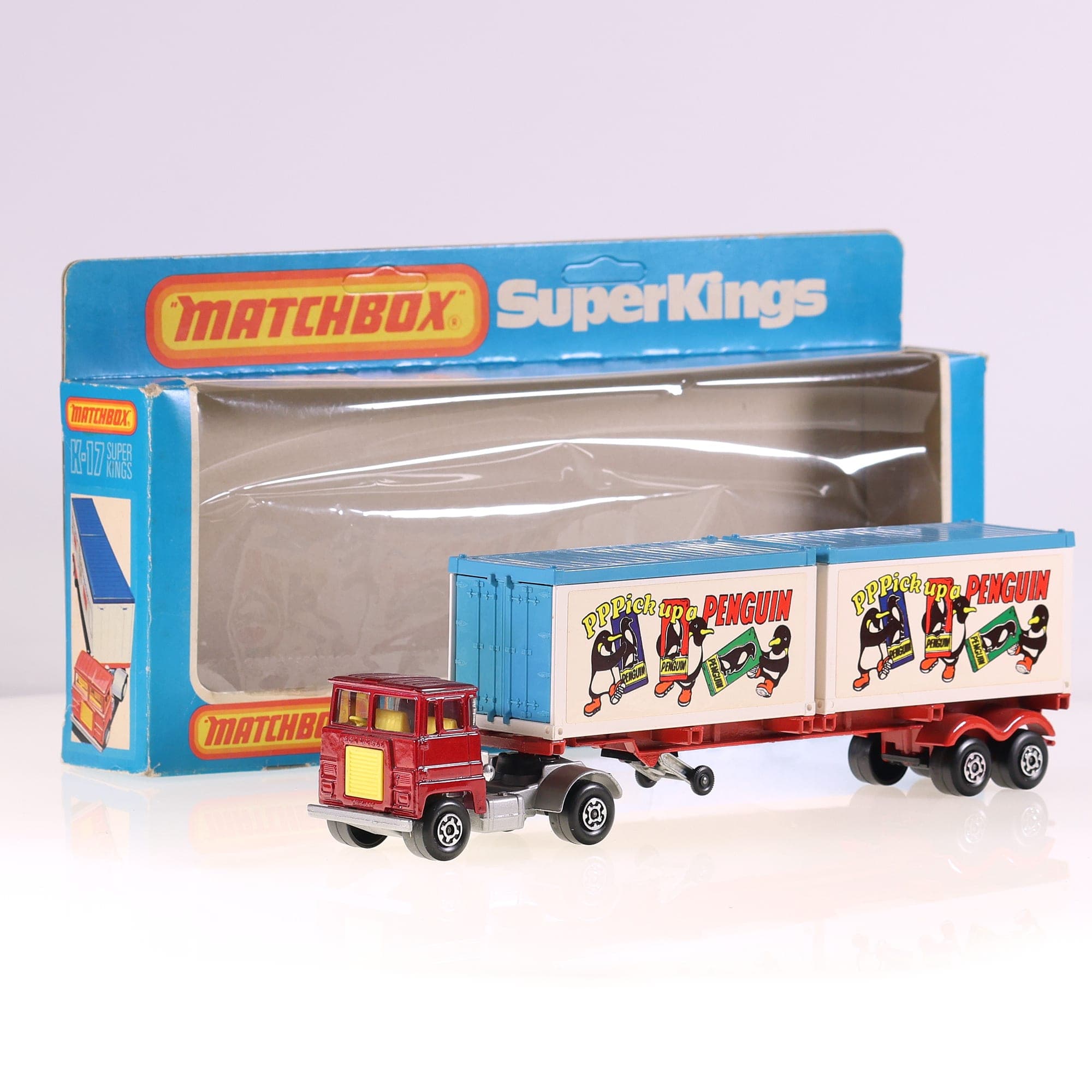 Matchbox K-17 Porte Container - Super Kings Penguin Rouge avec boîte