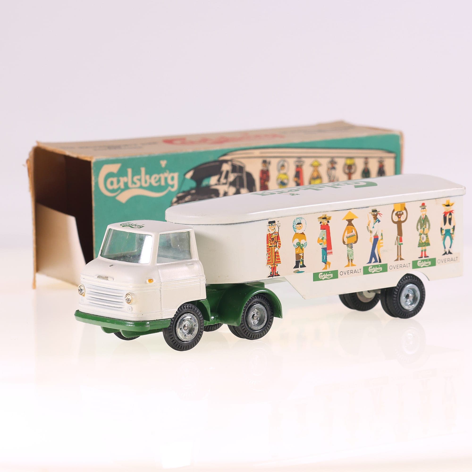 Tekno D458 Volvo Camion Carlsberg Transport 1/50 blanc et vert état A en boîte