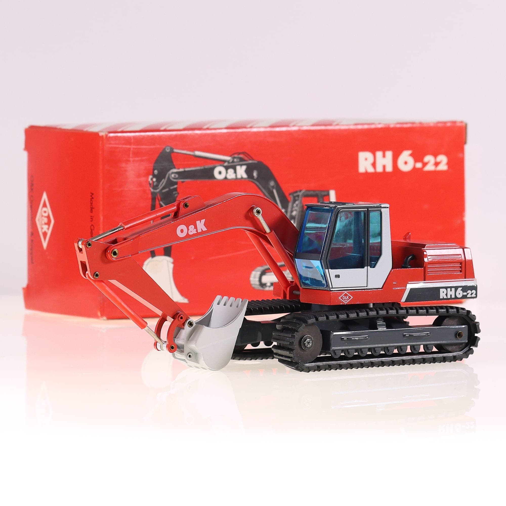 NZG O&K RH 6 .22 1/50 avec boîte