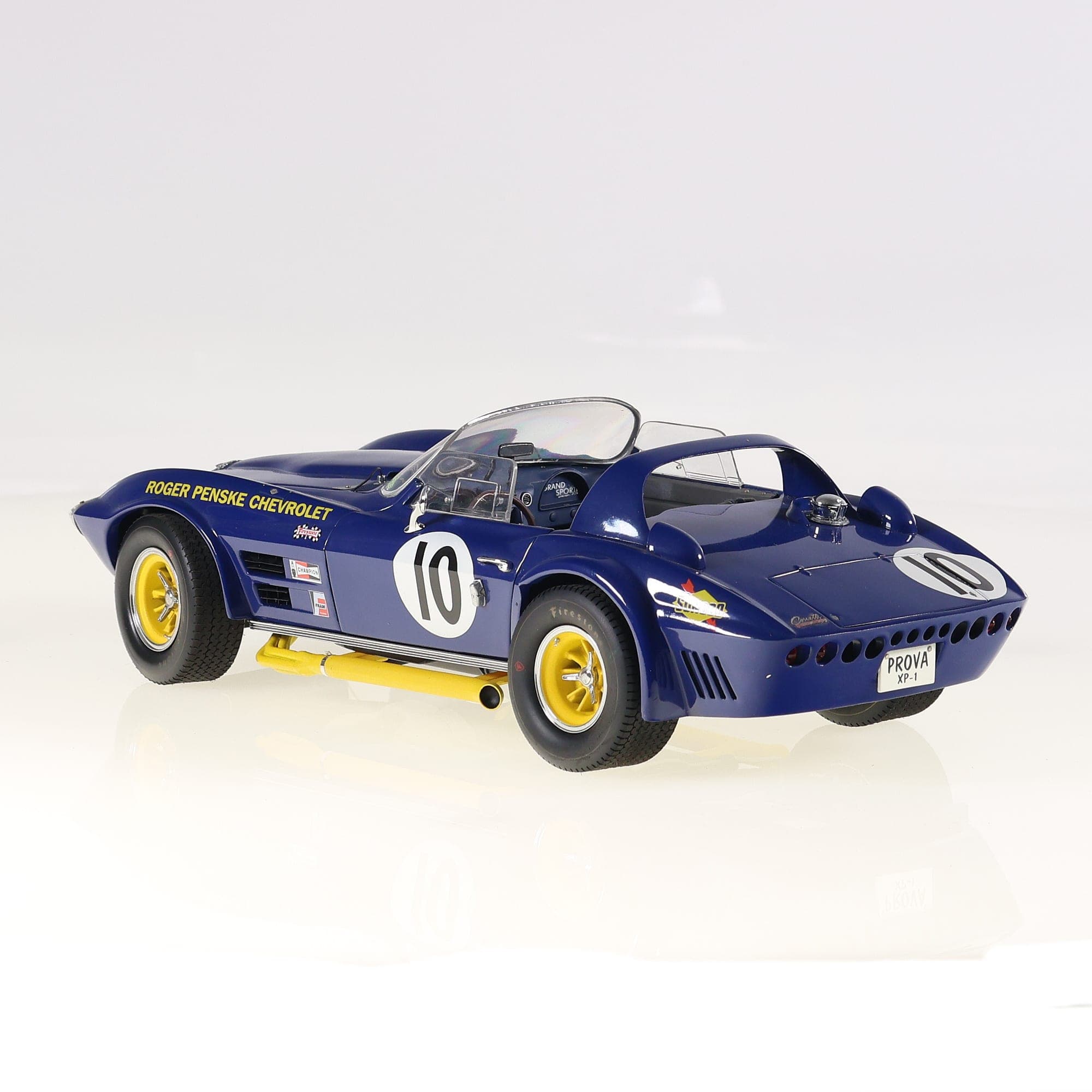 Exoto Chevrolet Corvette Grand Sport #10 Roger Penske 1/18 Bleu / Jaune avec boî — miniature 8