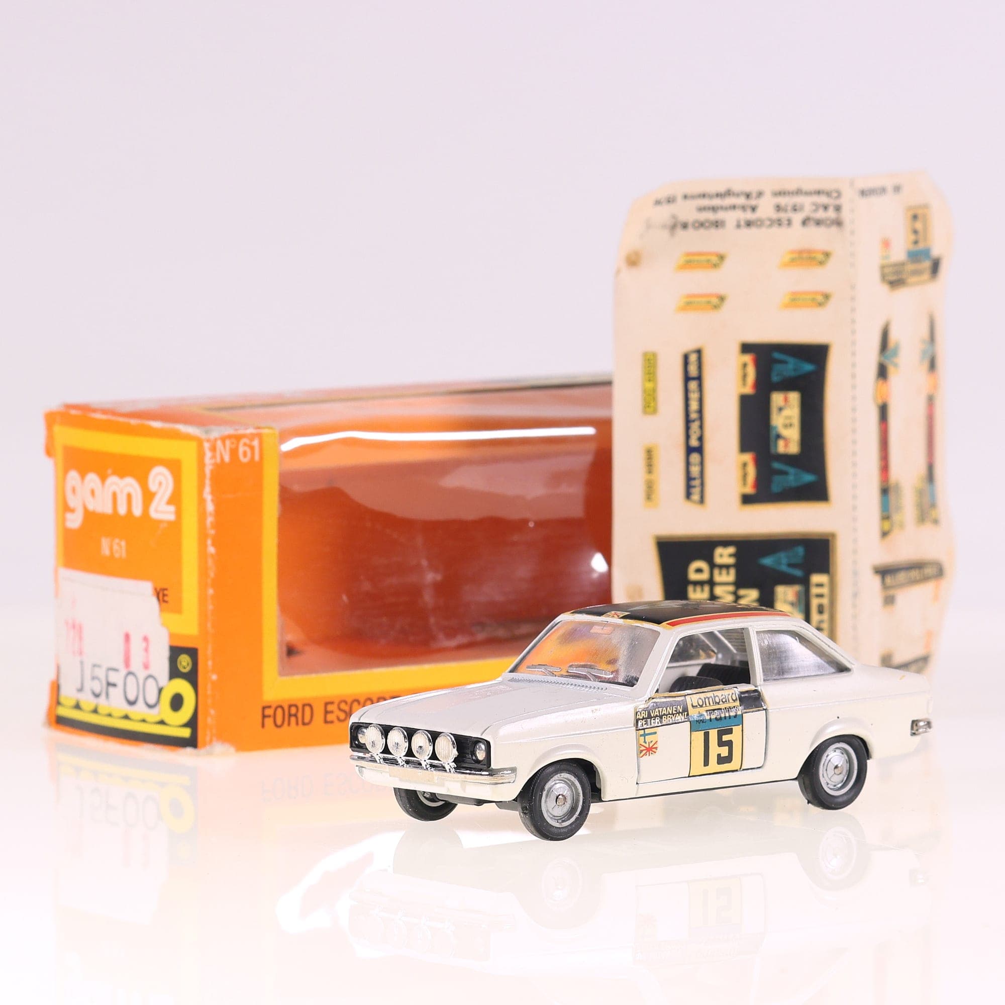 Solido n° 61 Ford Escort Rallye #15 1/43 Avec autocollants