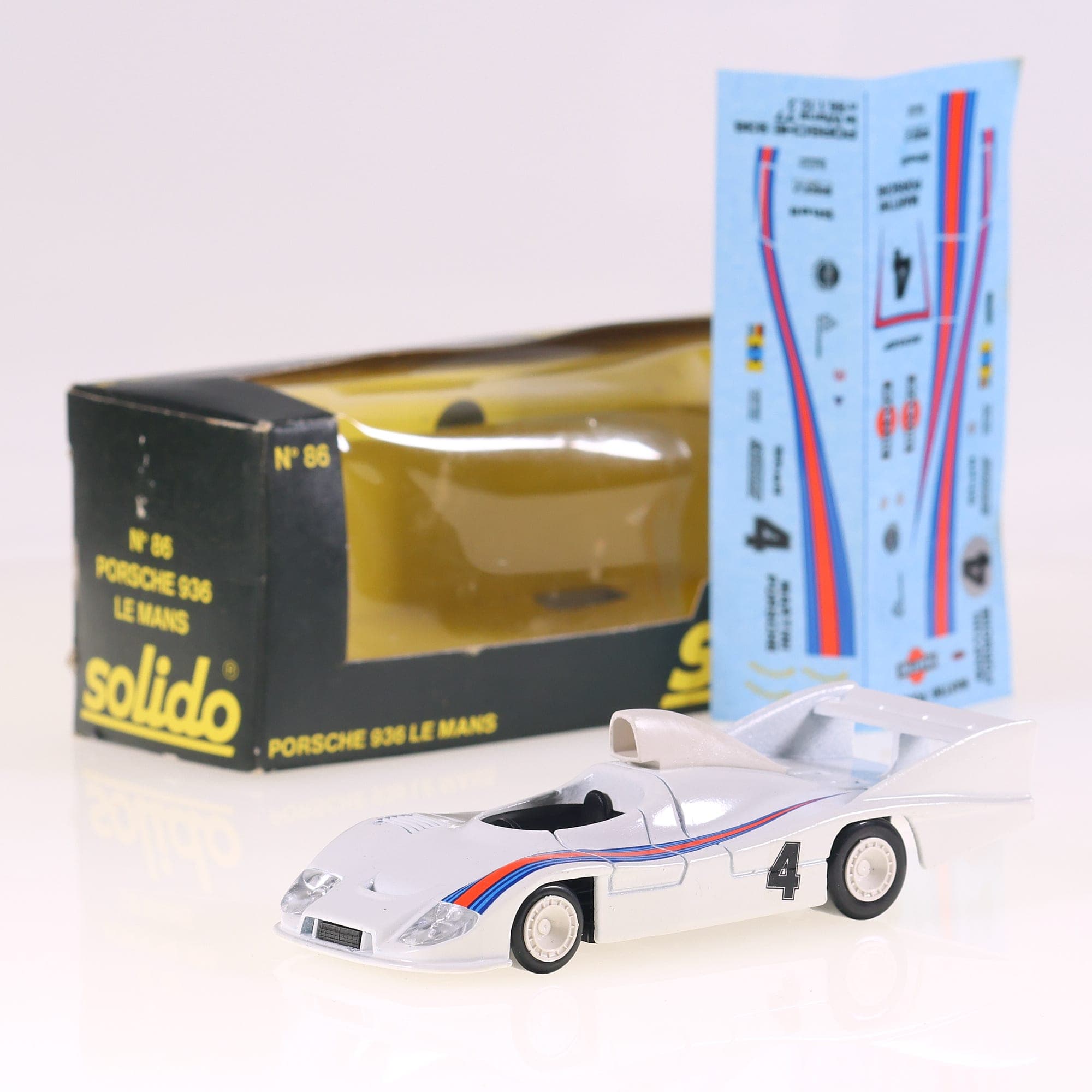 Solido 86 Porsche 936 Le Mans #4  1/43 Avec autocollants — photo 1
