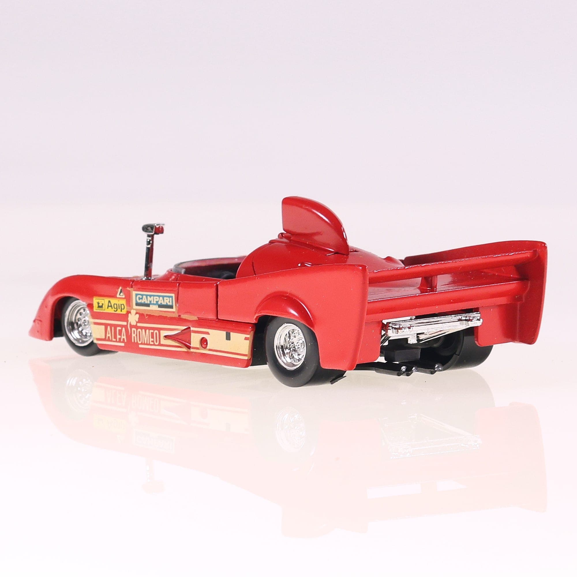 Solido n° 41 Alfa Romeo 33 TT 12 #1 1/43 Avec autocollants — miniature 3