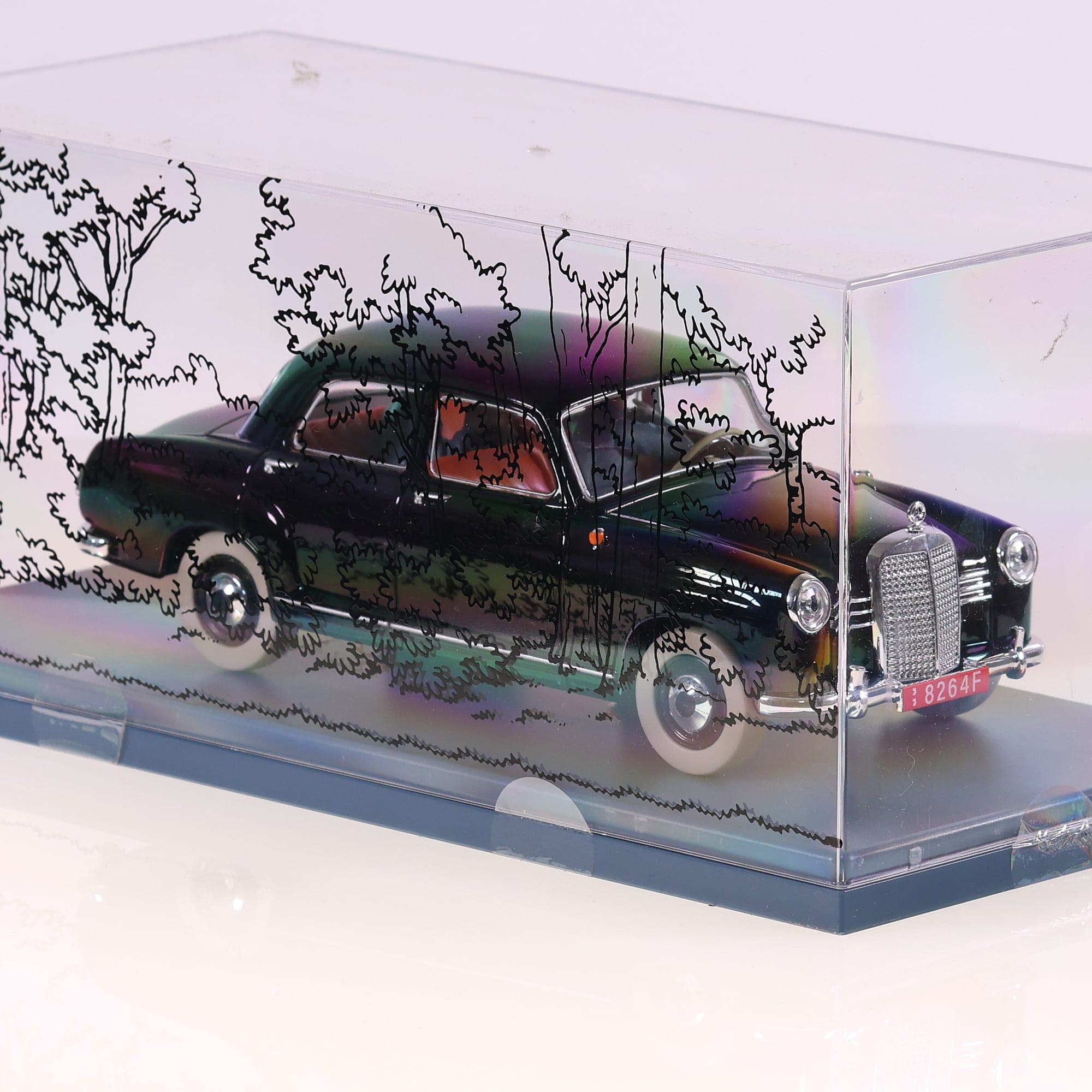 Atlas 29843 Tintin Mercedes noire 1/24 la voiture des agents bordures — miniature 7