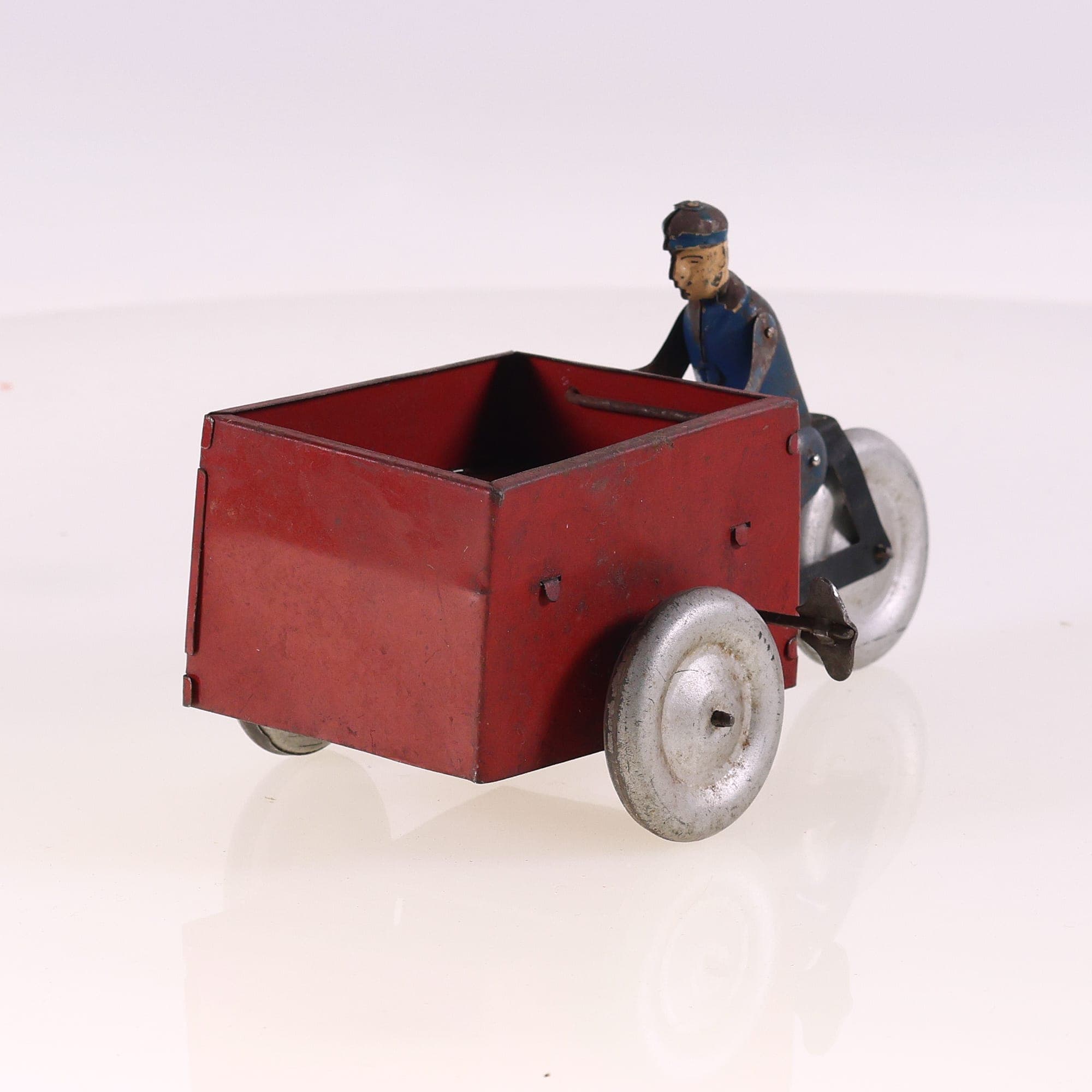 Vébé Victor Bonnet triporteur mécanique 15 cm sans boîte