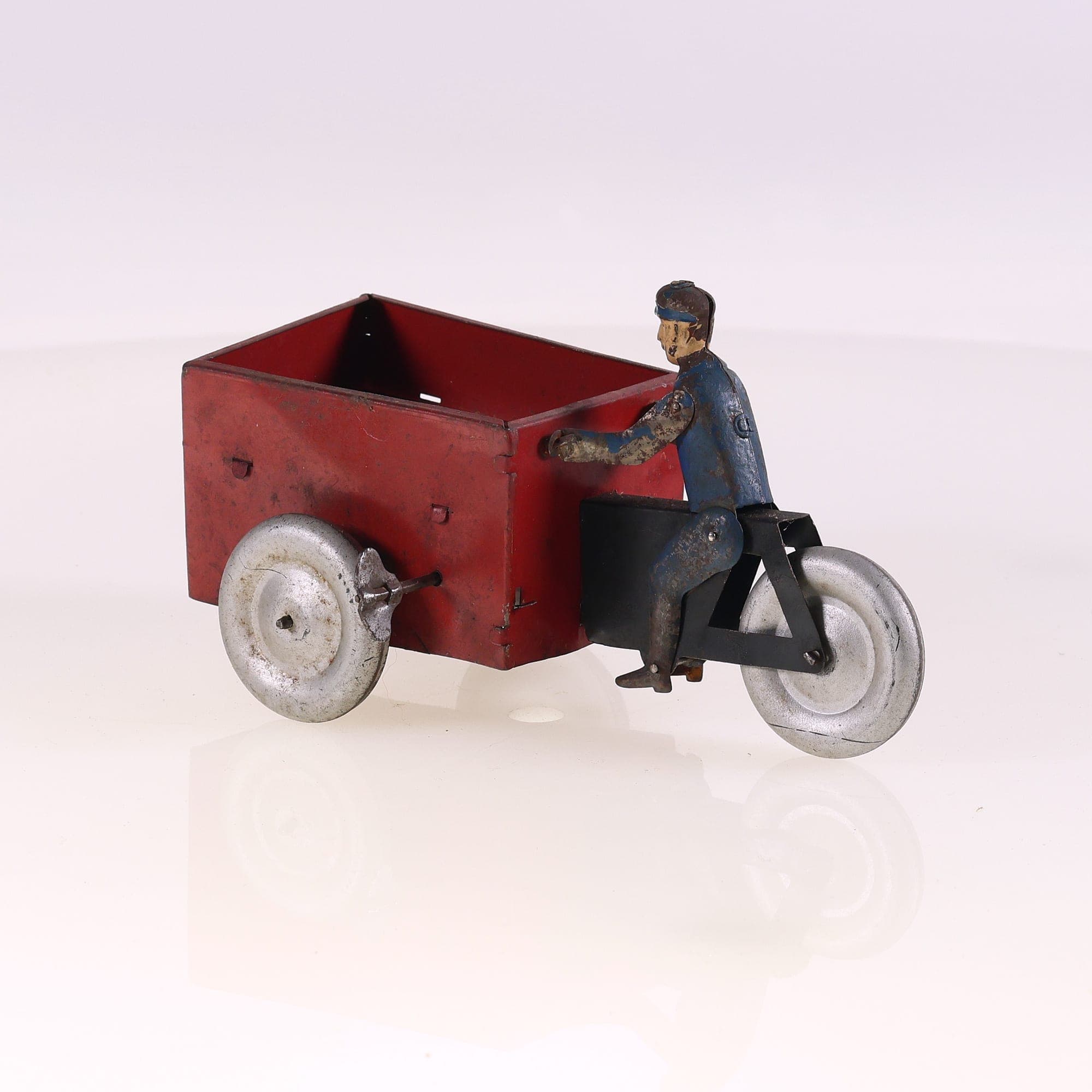 Vébé Victor Bonnet triporteur mécanique 15 cm sans boîte — miniature 3