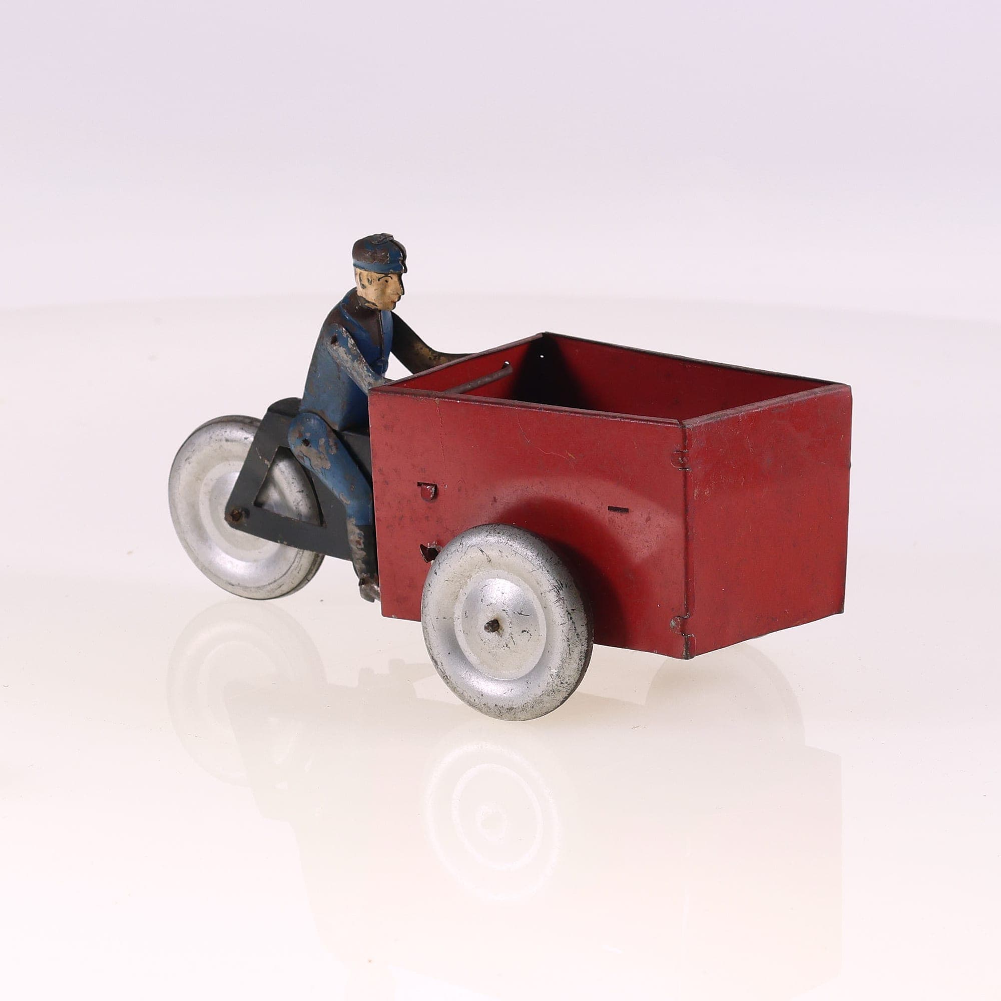 Vébé Victor Bonnet triporteur mécanique 15 cm sans boîte — miniature 7