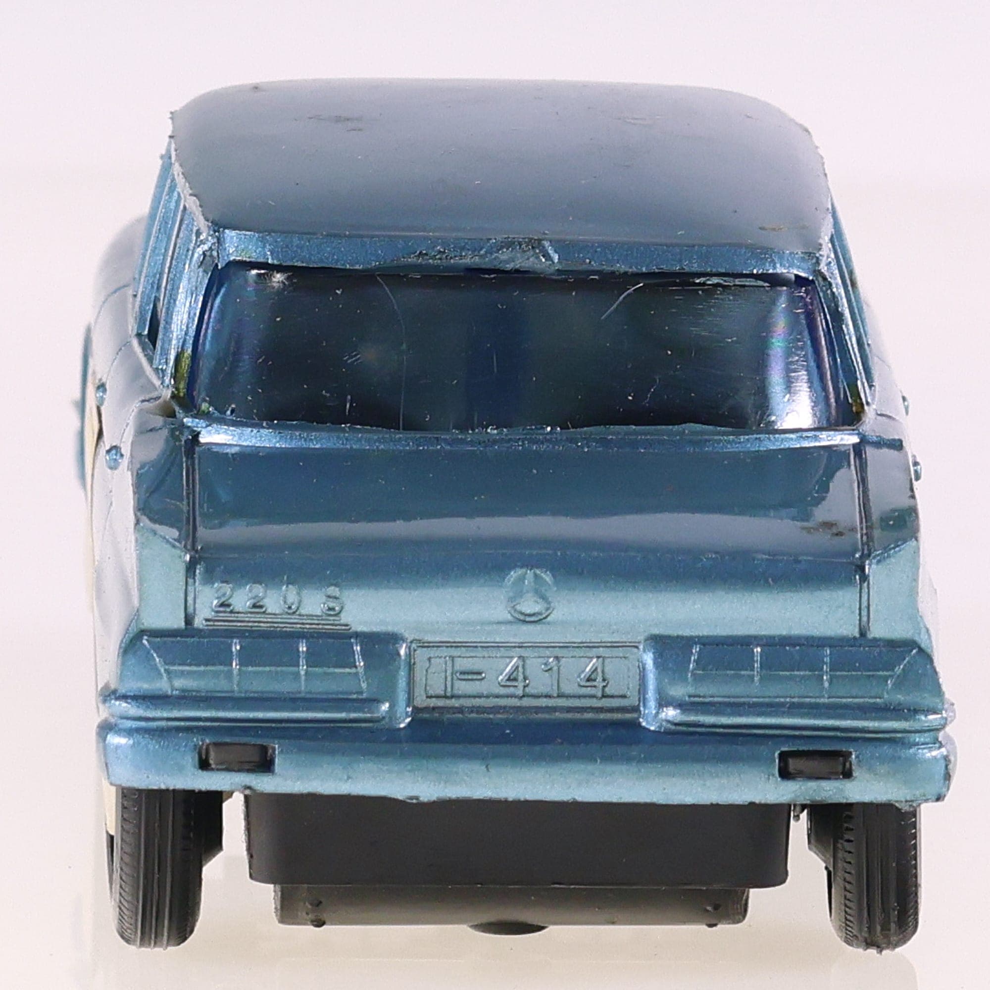 AR juguetes Mercedes-Benz 220 14.5 cm Bleu avec boîte — miniature 4