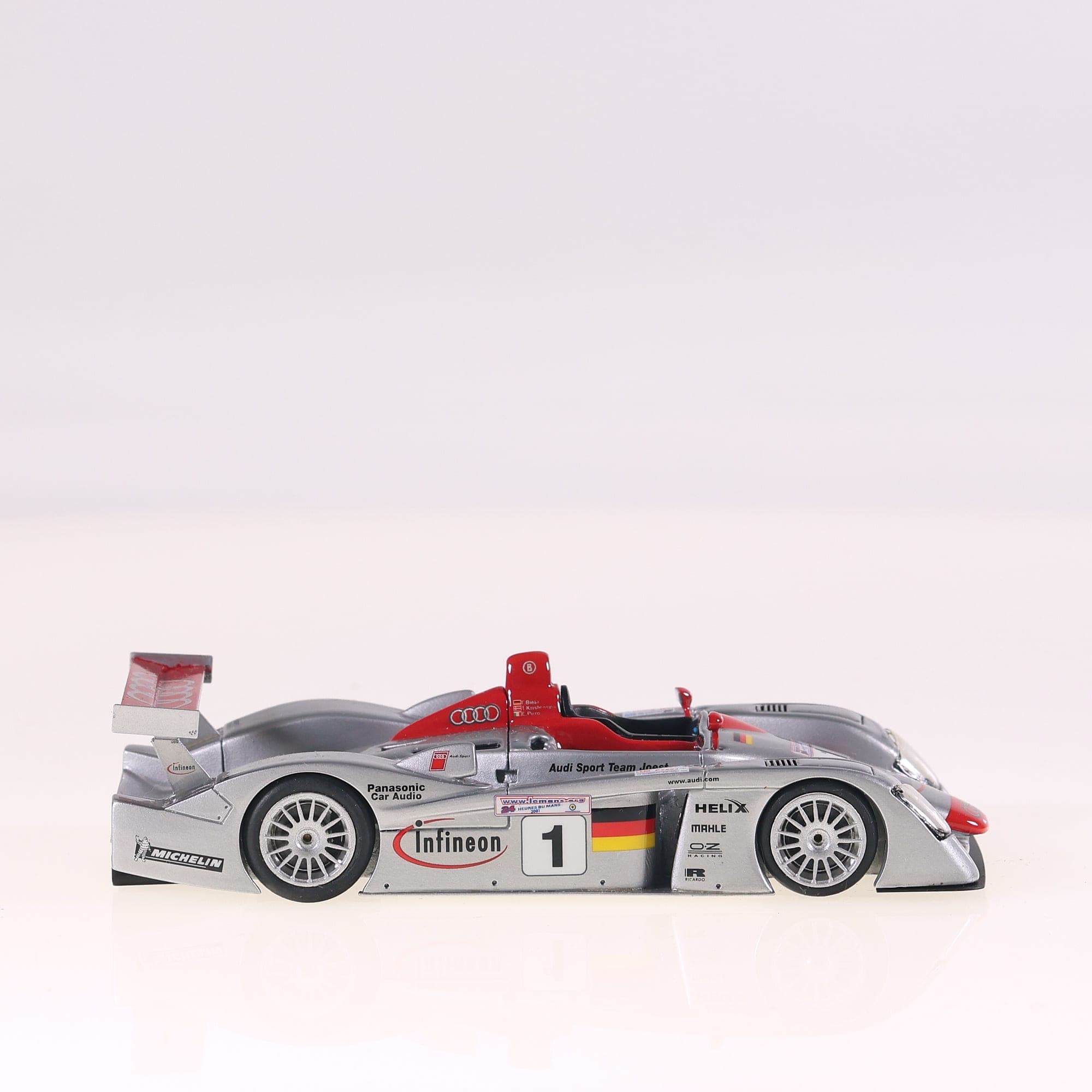 BBR Models PJ250 Audi R8R Team Joest Le Mans 2000 1/43 grise avec boîte — miniature 10