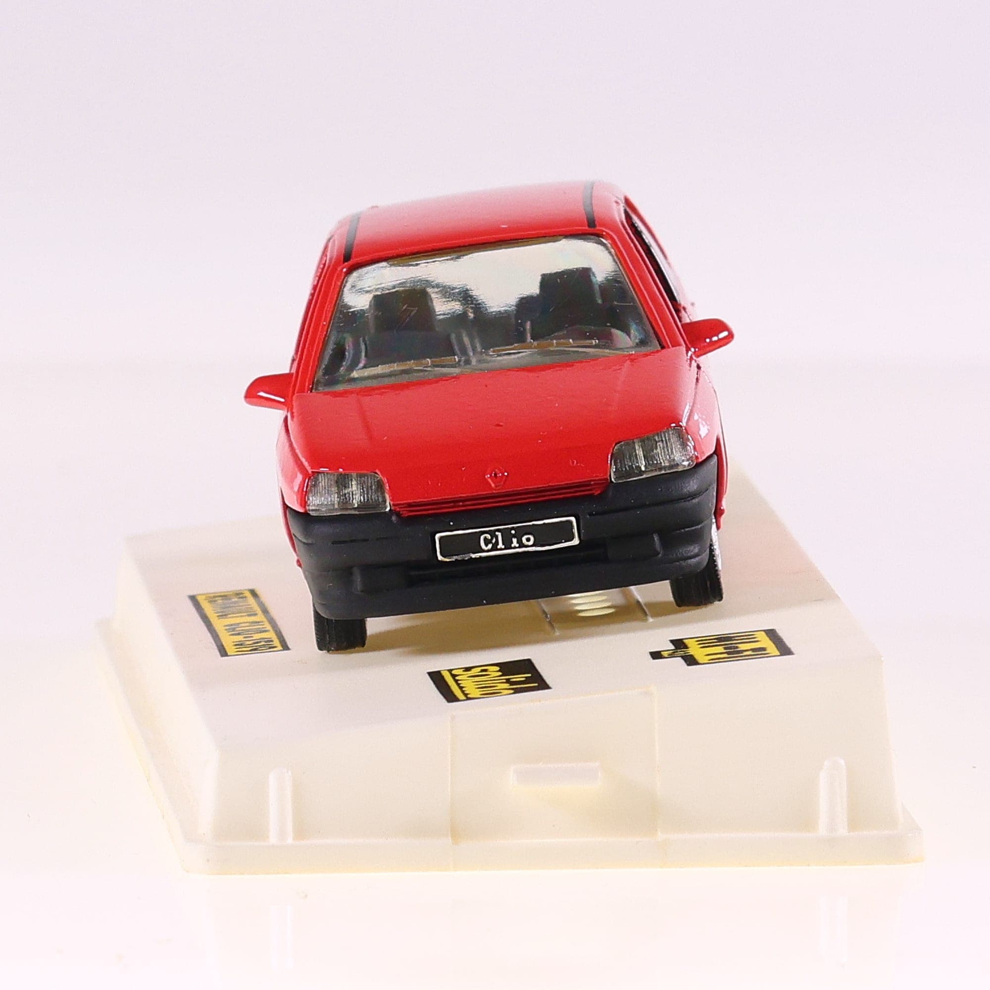 Solido 1519 Renault 1/43 Rouge avec boîte — miniature 5