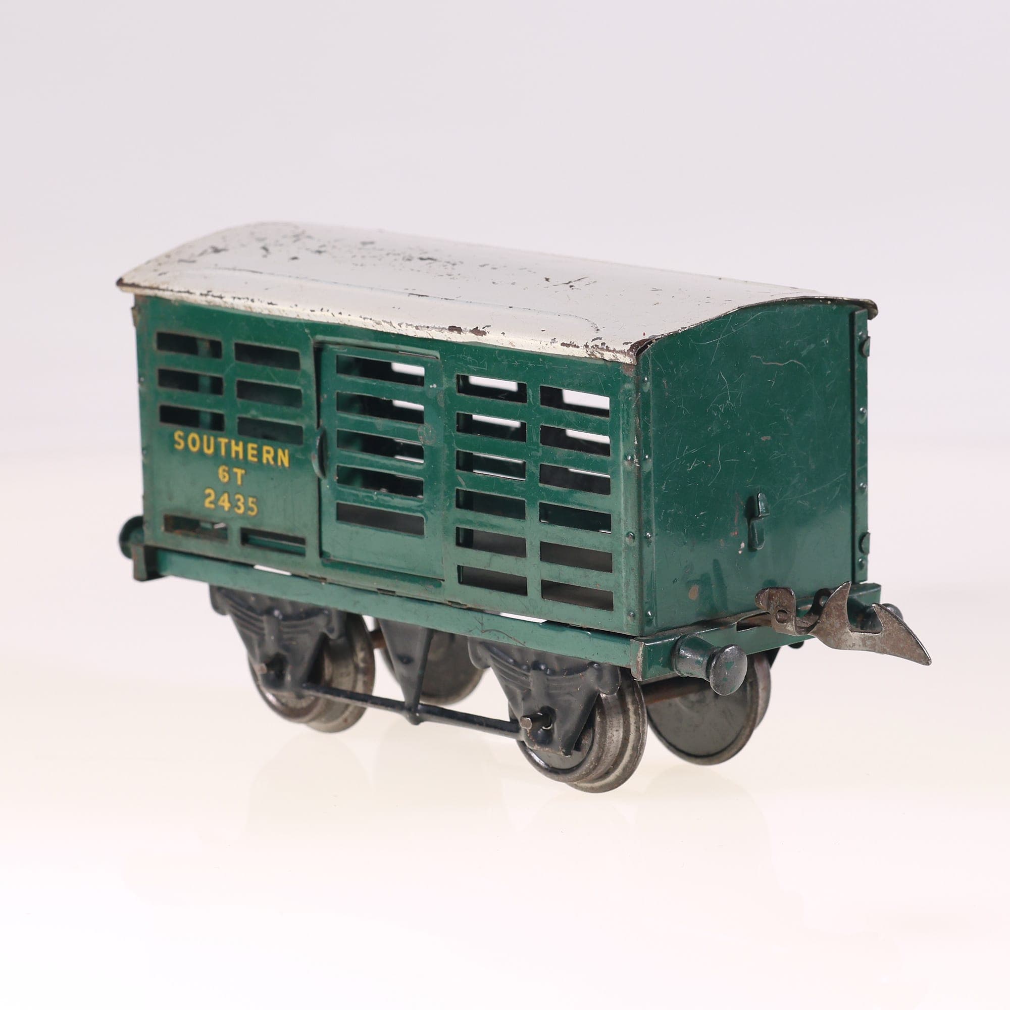 Hornby Wagon Southern 6T 2435 bon état avec manques sur les attaches — miniature 3