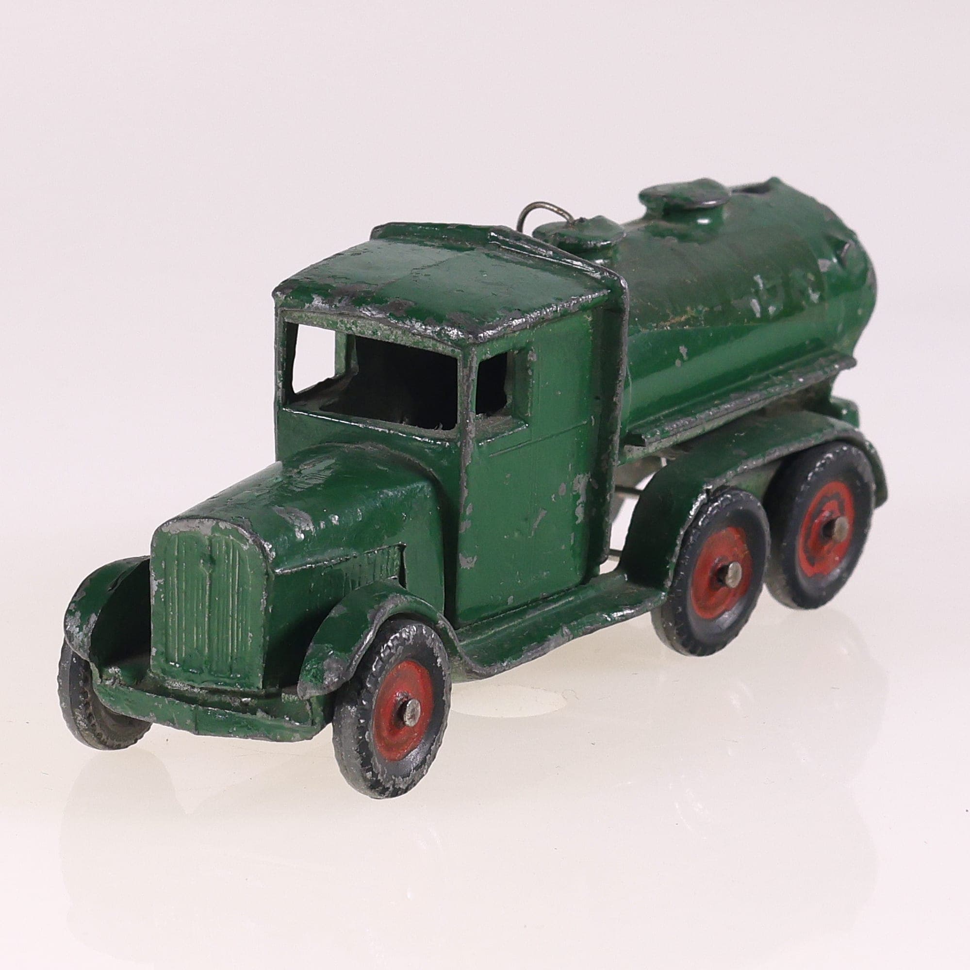 Skybird Essolube Camion citerne en plomb 9 cm années 30 RARE — photo 1