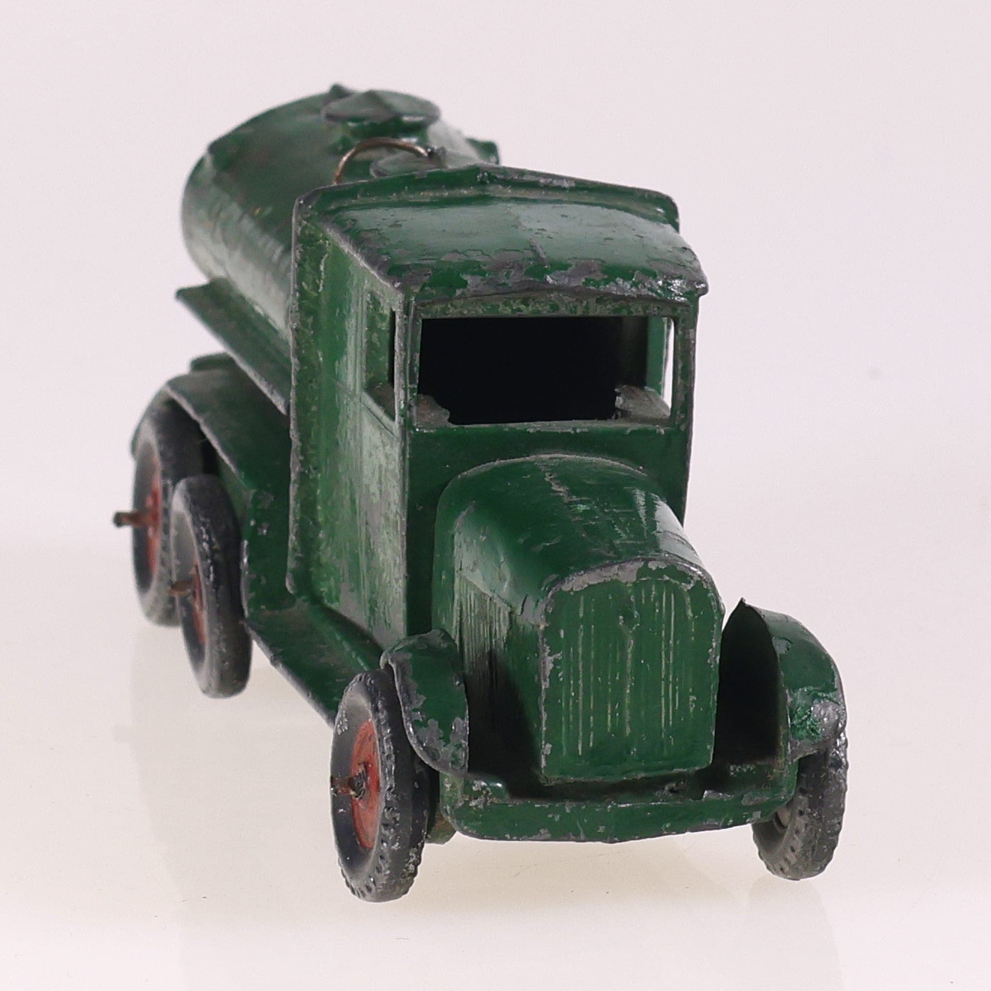 Skybird Essolube Camion citerne en plomb 9 cm années 30 RARE — miniature 8