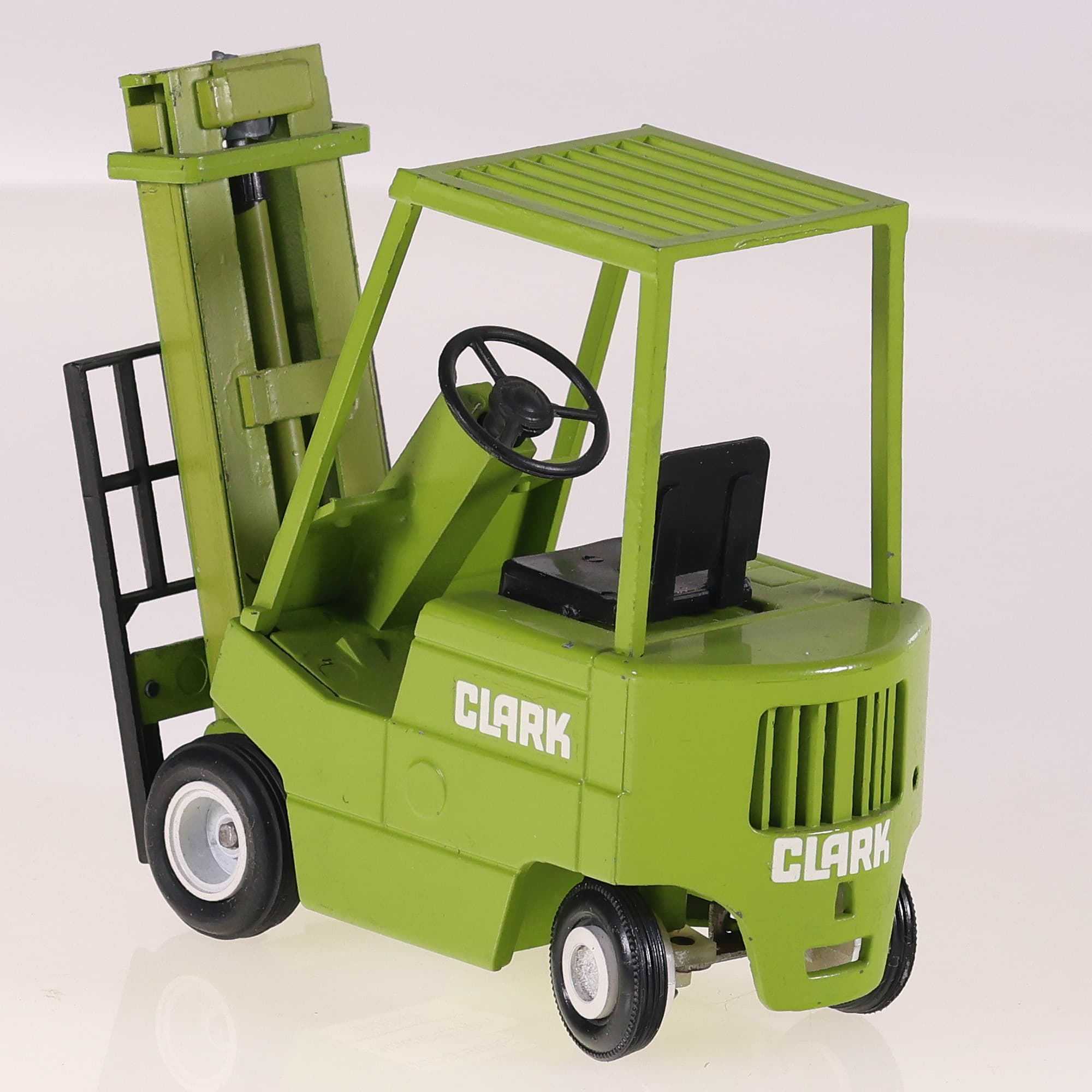 Conrad 297 Clark H 500 !forklift 1/25 Vert Grade B sans boîte — miniature 3