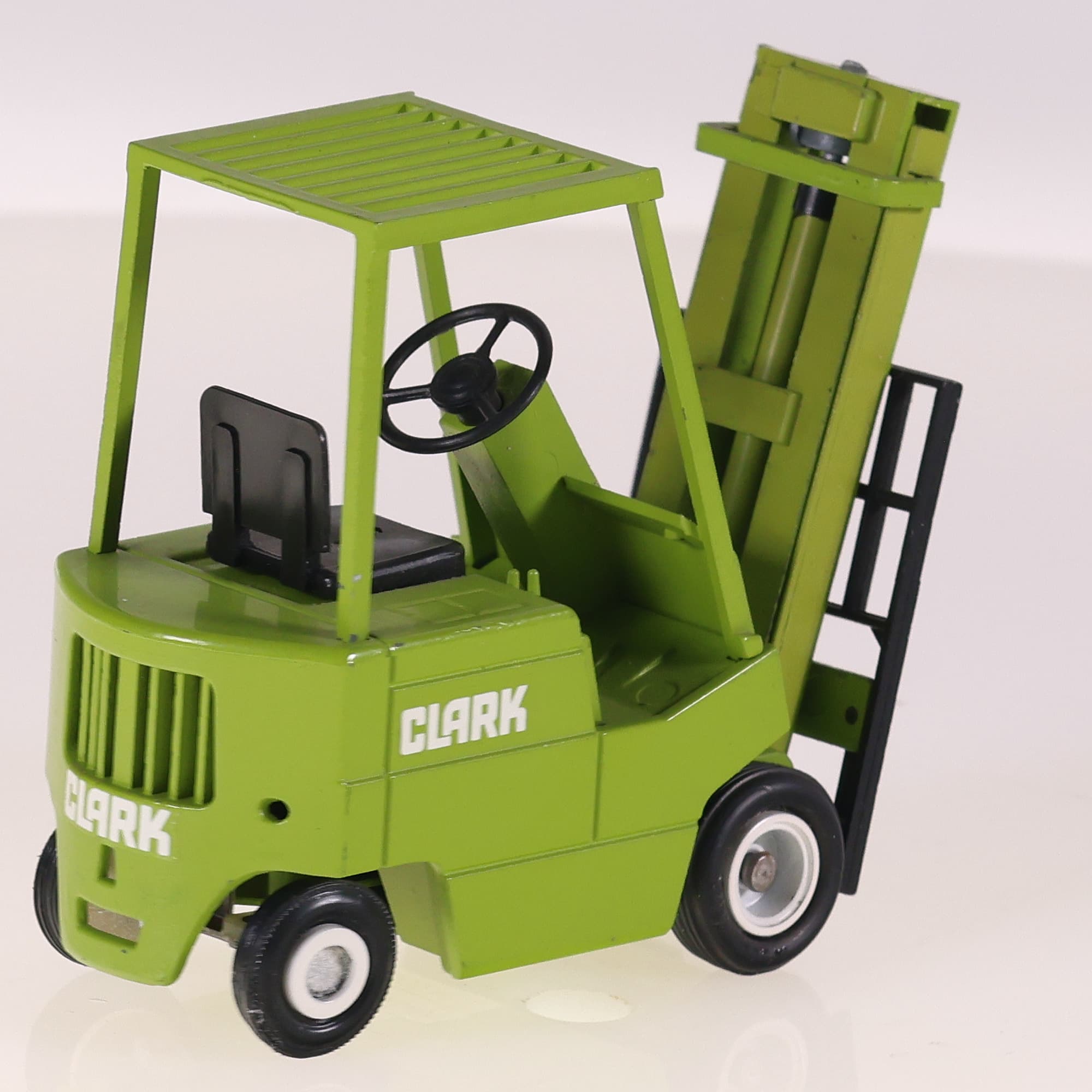Conrad 297 Clark H 500 !forklift 1/25 Vert Grade B sans boîte — miniature 5