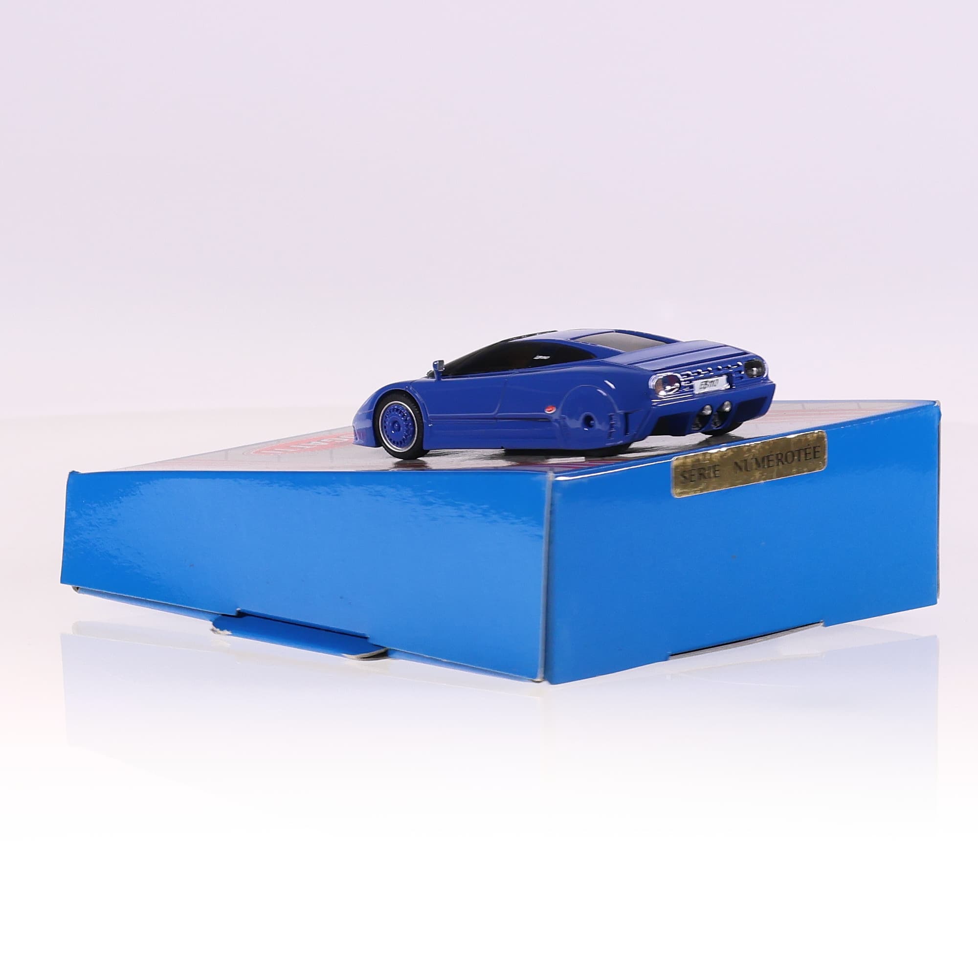 Norev Bugatti EB110 Étude de Style 1/43 Bleu avec boîte — miniature 5